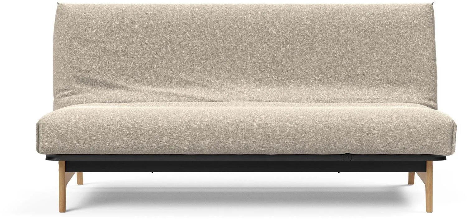Entdecken Sie das Aslak 140 Bettsofa mit Nordic Cover von Innovation Living – stilvoll, vielseitig und ideal für kleine Räume.