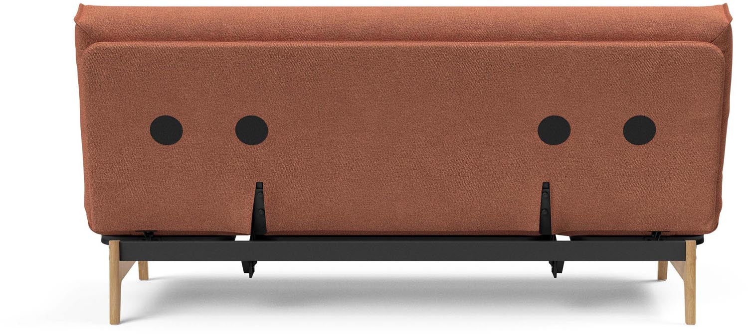 Entdecken Sie das Aslak 140 Bettsofa von Innovation Living – stilvolles skandinavisches Design, vielseitig und mit langlebigem Nordic Cover aus Latex.