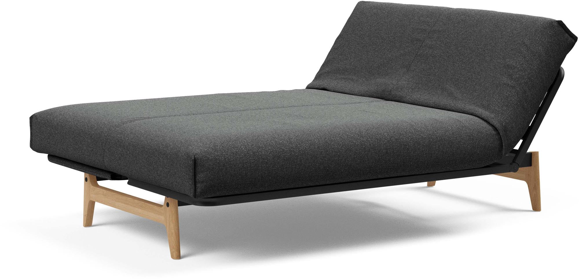 Erleben Sie das Aslak 140 Bettsofa von Innovation Living – modernes skandinavisches Design, flexibel einsetzbar und mit robustem Nordic Cover aus Latex.
