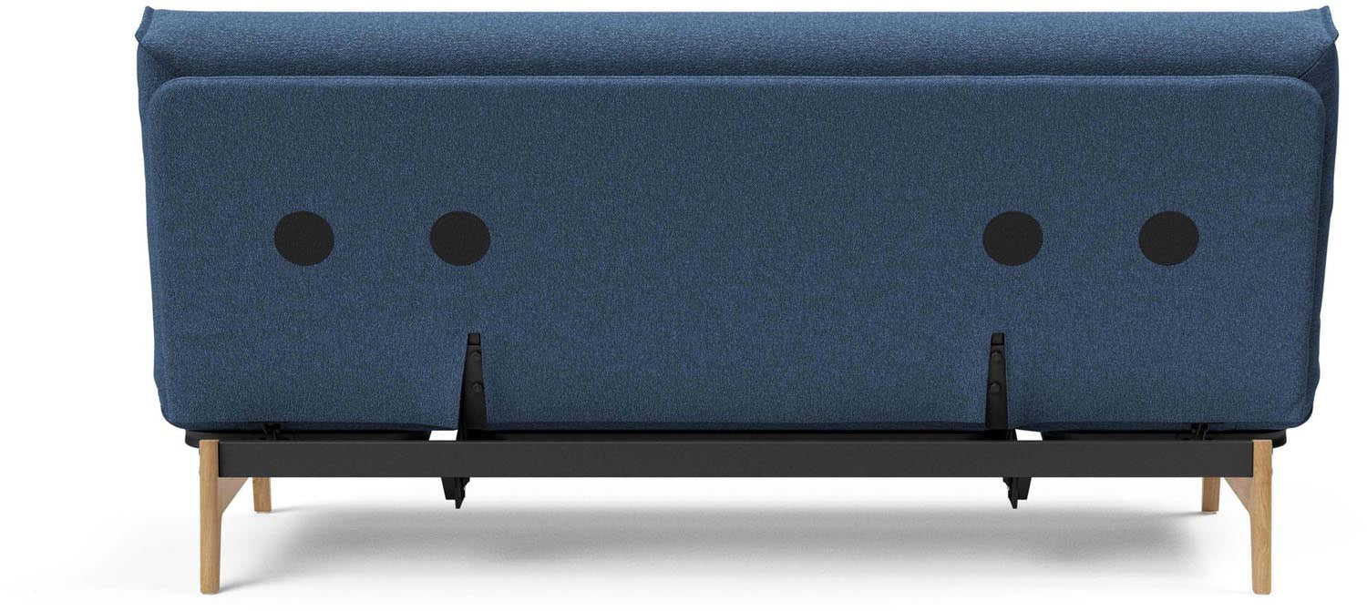 Entdecken Sie das Aslak 140 Bettsofa von Innovation Living – stilvolles skandinavisches Design, vielseitig und mit langlebigem Nordic Cover aus Latex.