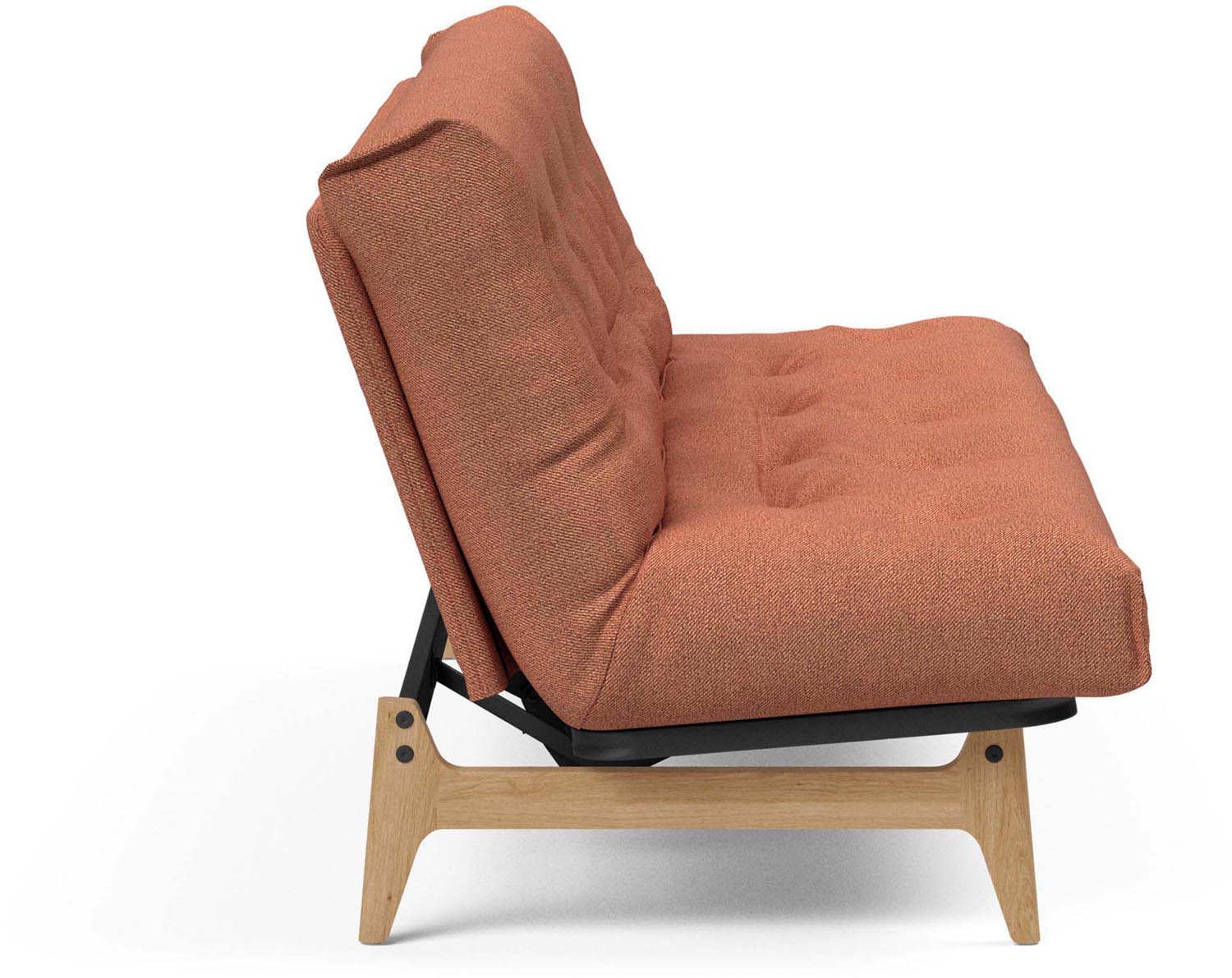 Entdecken Sie das Aslak 120 Bettsofa Nordic Classic von Innovation Living: stilvolles skandinavisches Design, perfekt für kompakte Wohnräume und entspannende Nächte.