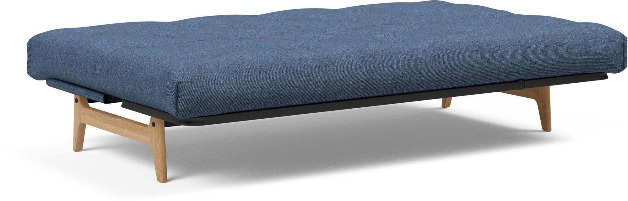 Erleben Sie das Aslak 120 Bettsofa Nordic Classic von Innovation Living: elegantes skandinavisches Design, ideal für kleine Räume und gemütliche Nächte.
