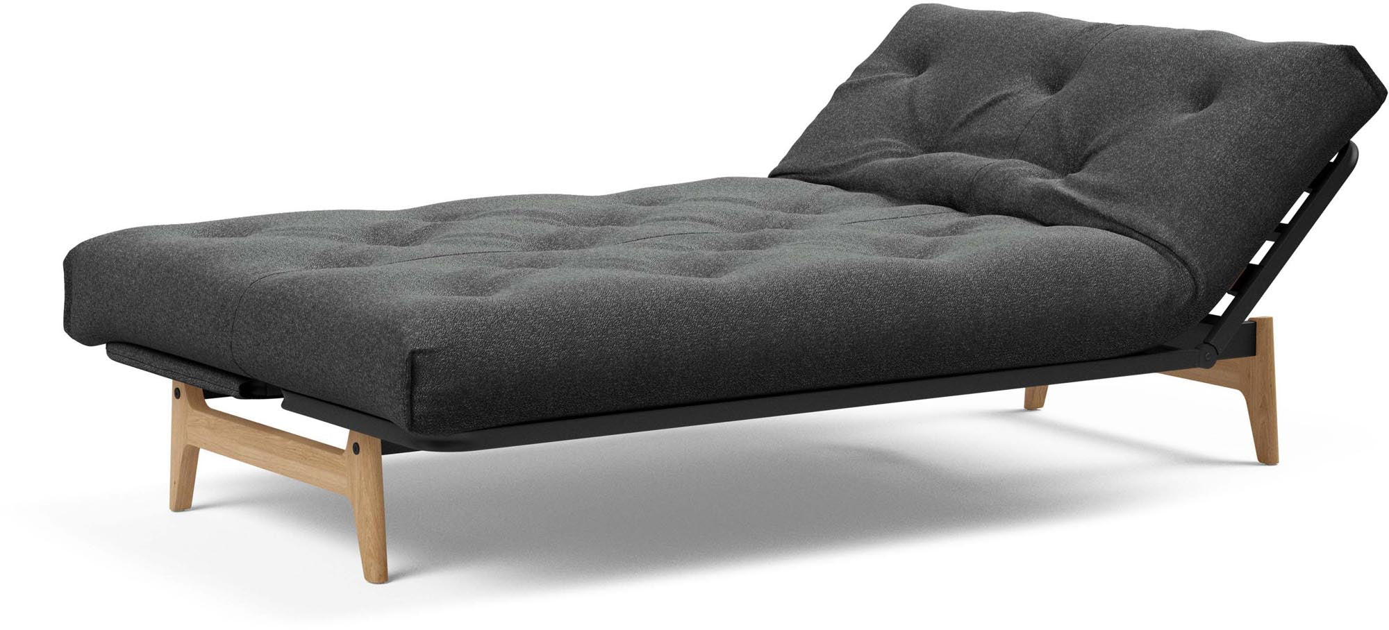 Erleben Sie das Aslak 120 Bettsofa Nordic Classic von Innovation Living: elegantes skandinavisches Design, ideal für kleine Räume und gemütliche Nächte.