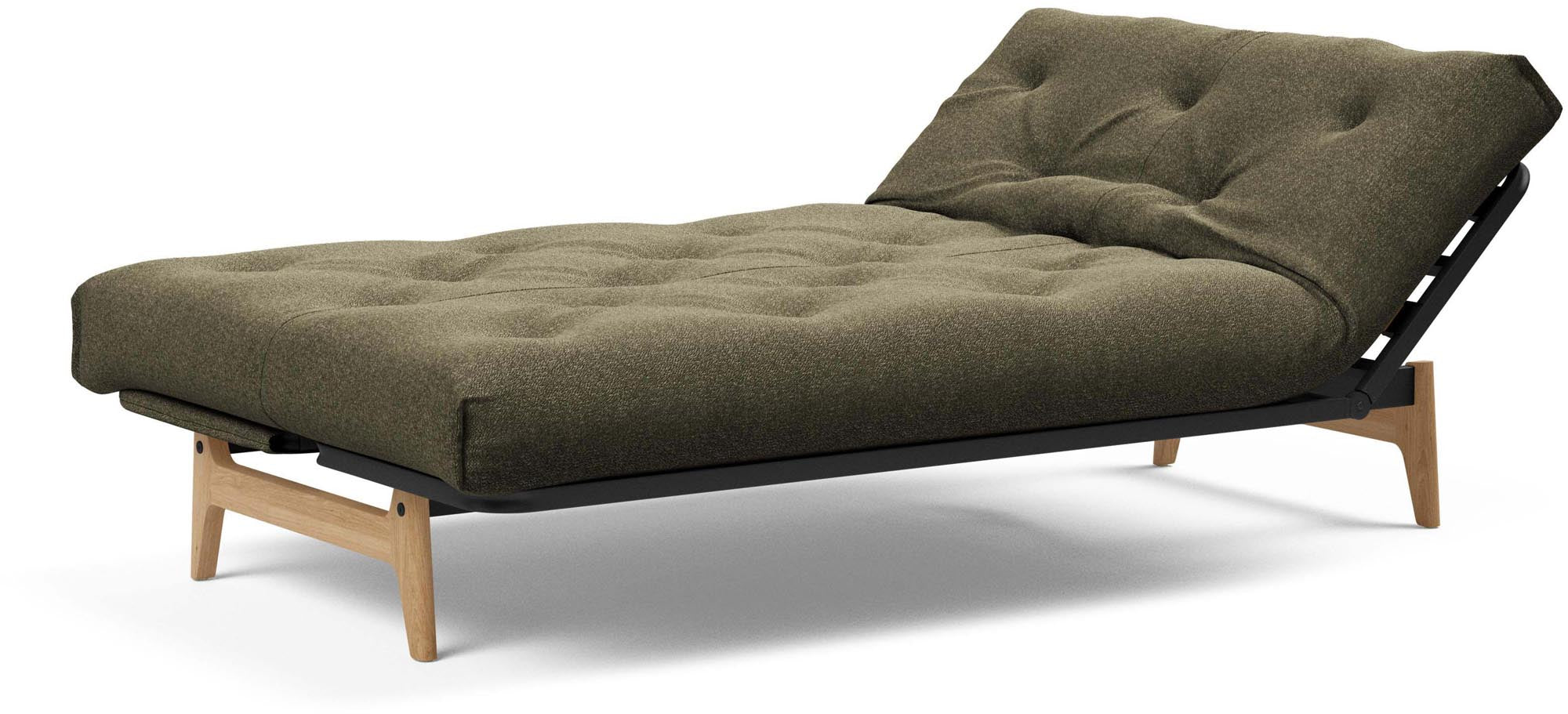 Entdecken Sie das Aslak 120 Bettsofa Nordic Classic von Innovation Living: stilvolles skandinavisches Design, perfekt für kompakte Wohnräume und entspannende Nächte.