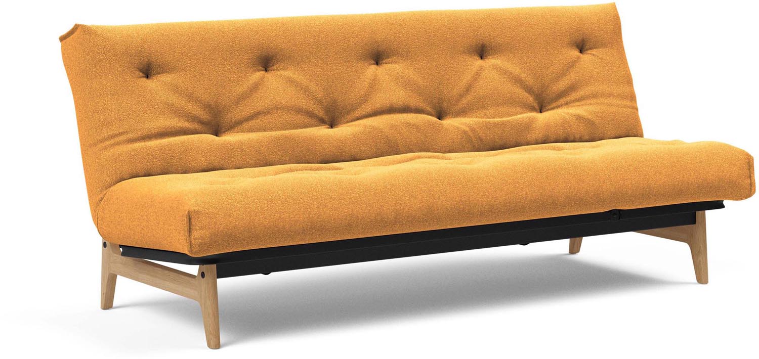 Erleben Sie das Aslak 120 Bettsofa Nordic Classic von Innovation Living: elegantes skandinavisches Design, ideal für kleine Räume und gemütliche Nächte.