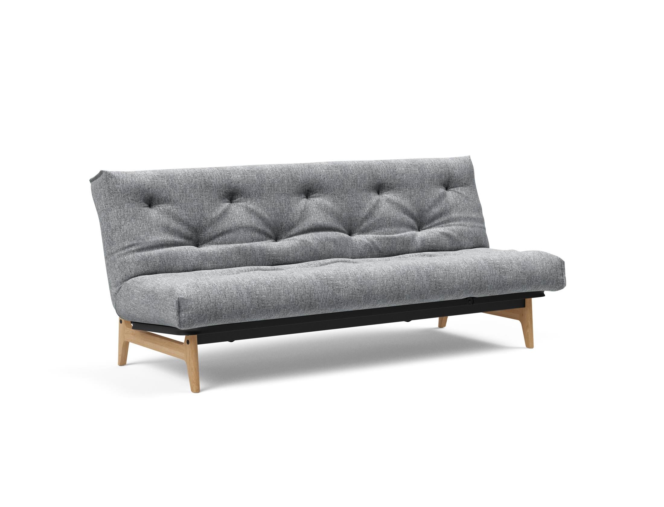 Erleben Sie das Aslak 120 Bettsofa Nordic: Funktionales Design trifft auf hochwertigen Classic-Bezug für Komfort und Stil in jedem Raum.