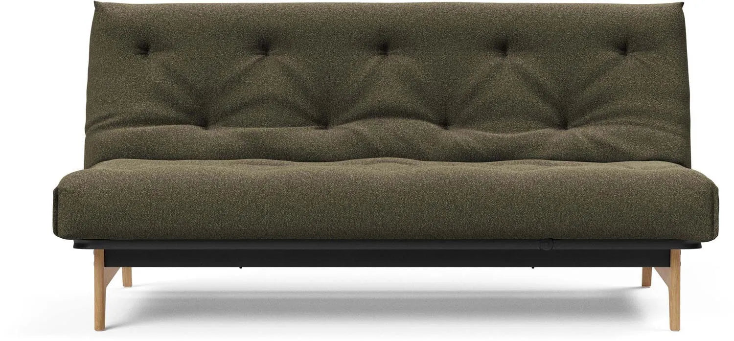 Entdecken Sie das Aslak 140 Bettsofa Nordic Classic von Innovation Living: stilvolles skandinavisches Design, vielseitig, bequem und ideal für jedes Zuhause.