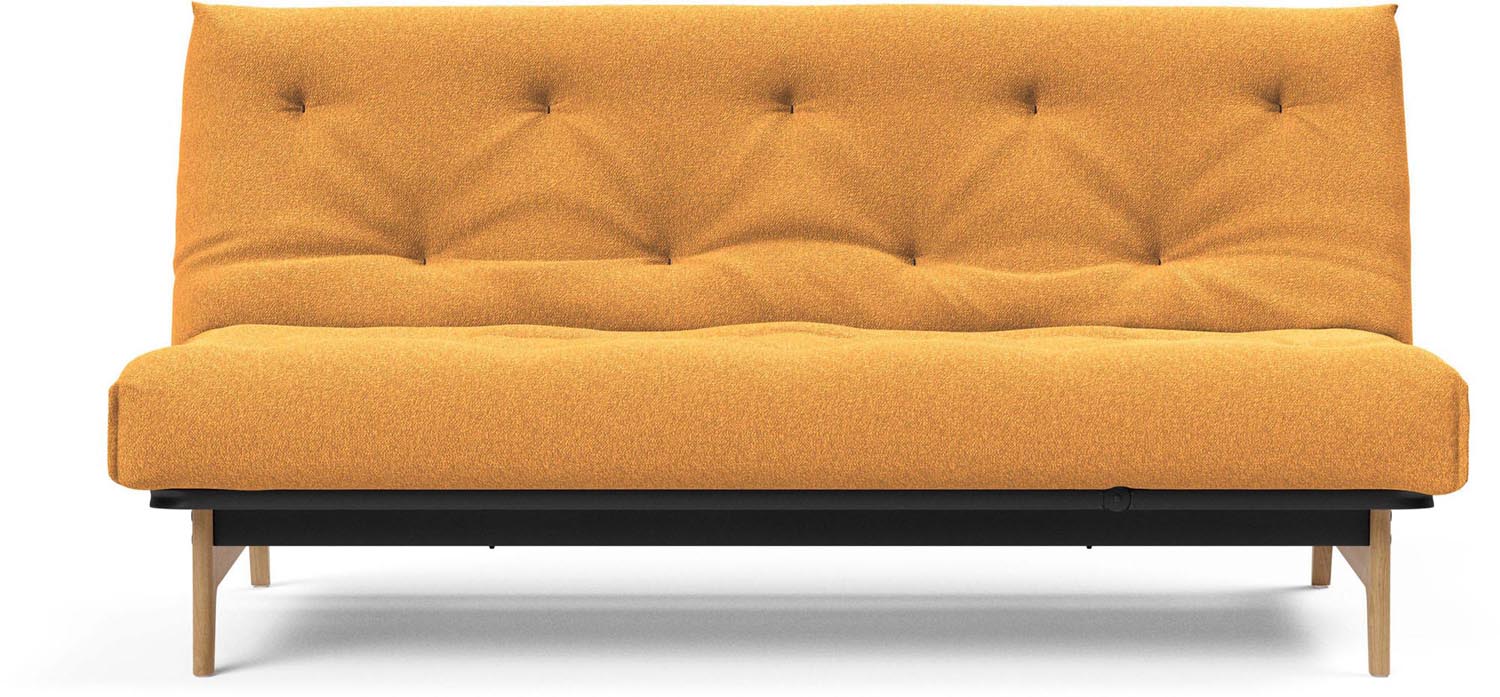 Entdecken Sie das Aslak 140 Bettsofa Nordic Classic von Innovation Living: stilvolles skandinavisches Design, vielseitig und ideal für kleine Räume.