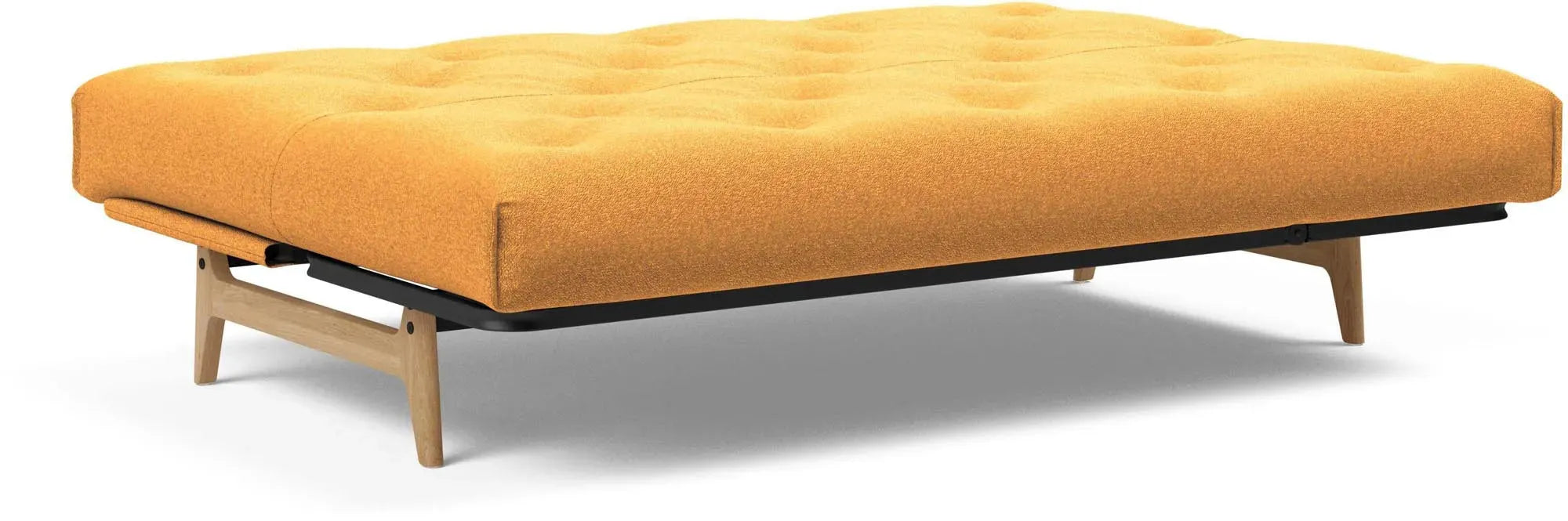 Erleben Sie das Aslak 140 Bettsofa Nordic Classic von Innovation Living: elegantes skandinavisches Design, funktional und perfekt für kompakte Wohnräume.