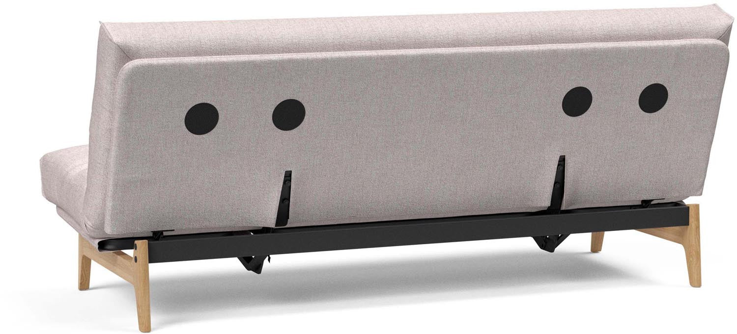 Erleben Sie das Aslak 120 Bettsofa mit Nordic Cover von Innovation Living – modern, funktional und ideal für kleine Räume und Übernachtungen.