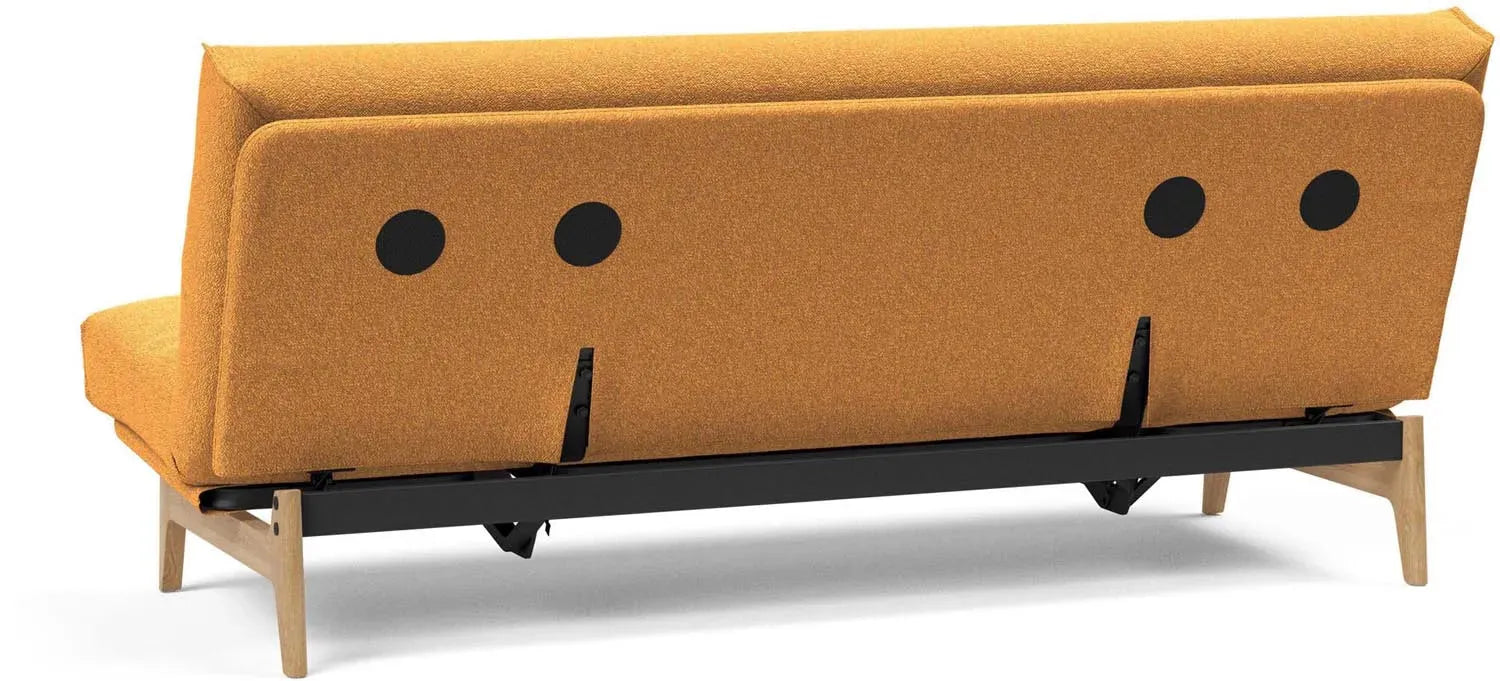 Erleben Sie das Aslak 120 Bettsofa mit Nordic Cover von Innovation Living – modern, funktional und ideal für kleine Räume und Übernachtungen.