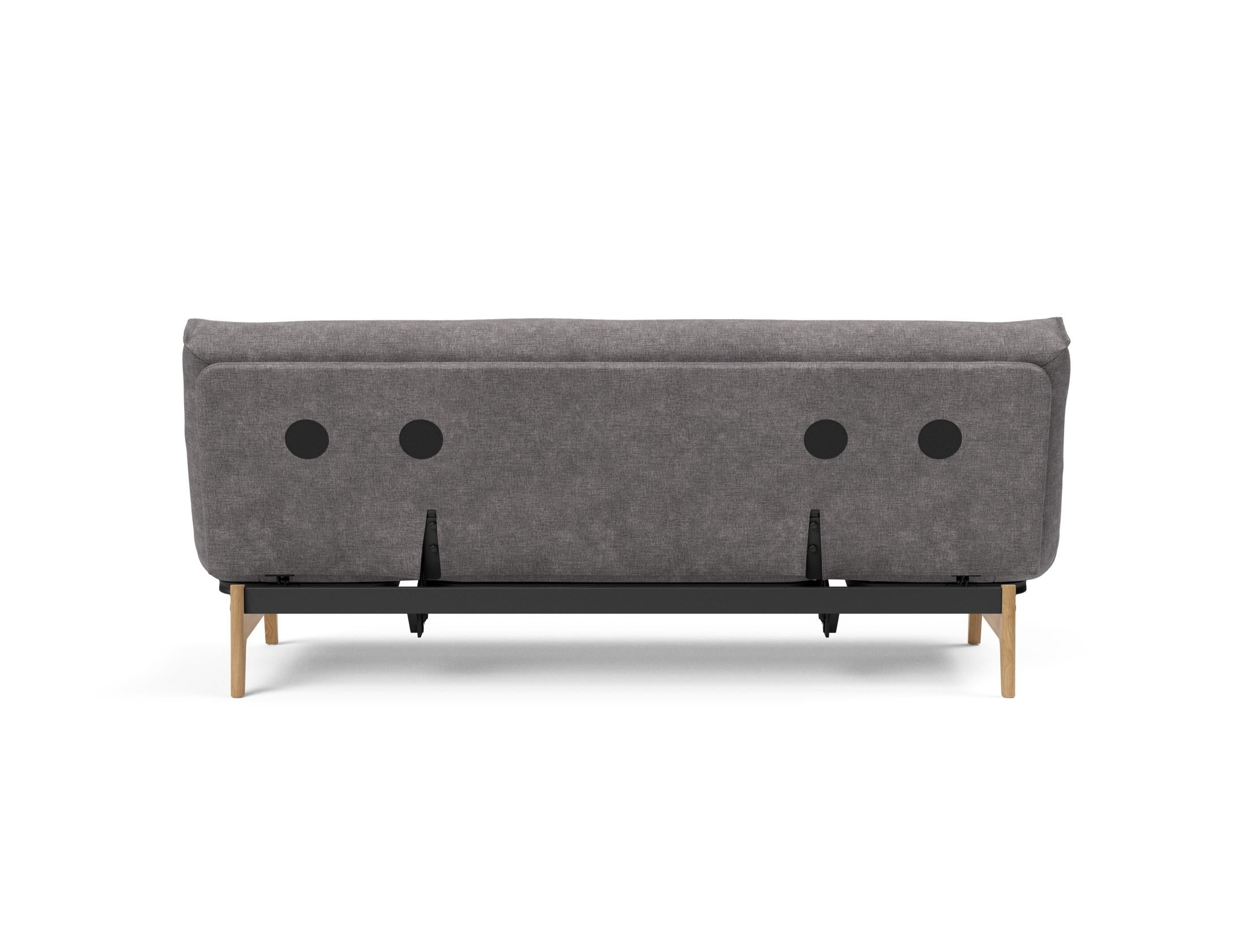 Aslak 120 Bettsofa Nordic: Modernes Design mit Soft Spring Bezug, perfekt für entspannte Abende und stilvolle Einrichtungsideen.