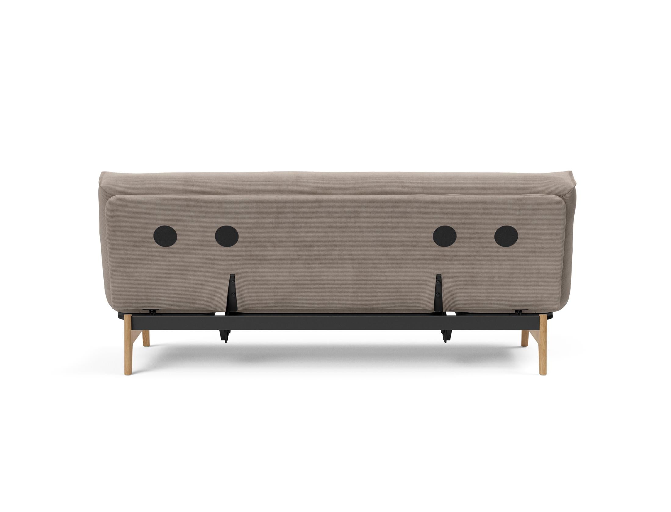 Aslak 120 Bettsofa Nordic: Modernes Design mit Soft Spring Bezug, perfekt für entspannte Abende und stilvolle Einrichtungsideen.