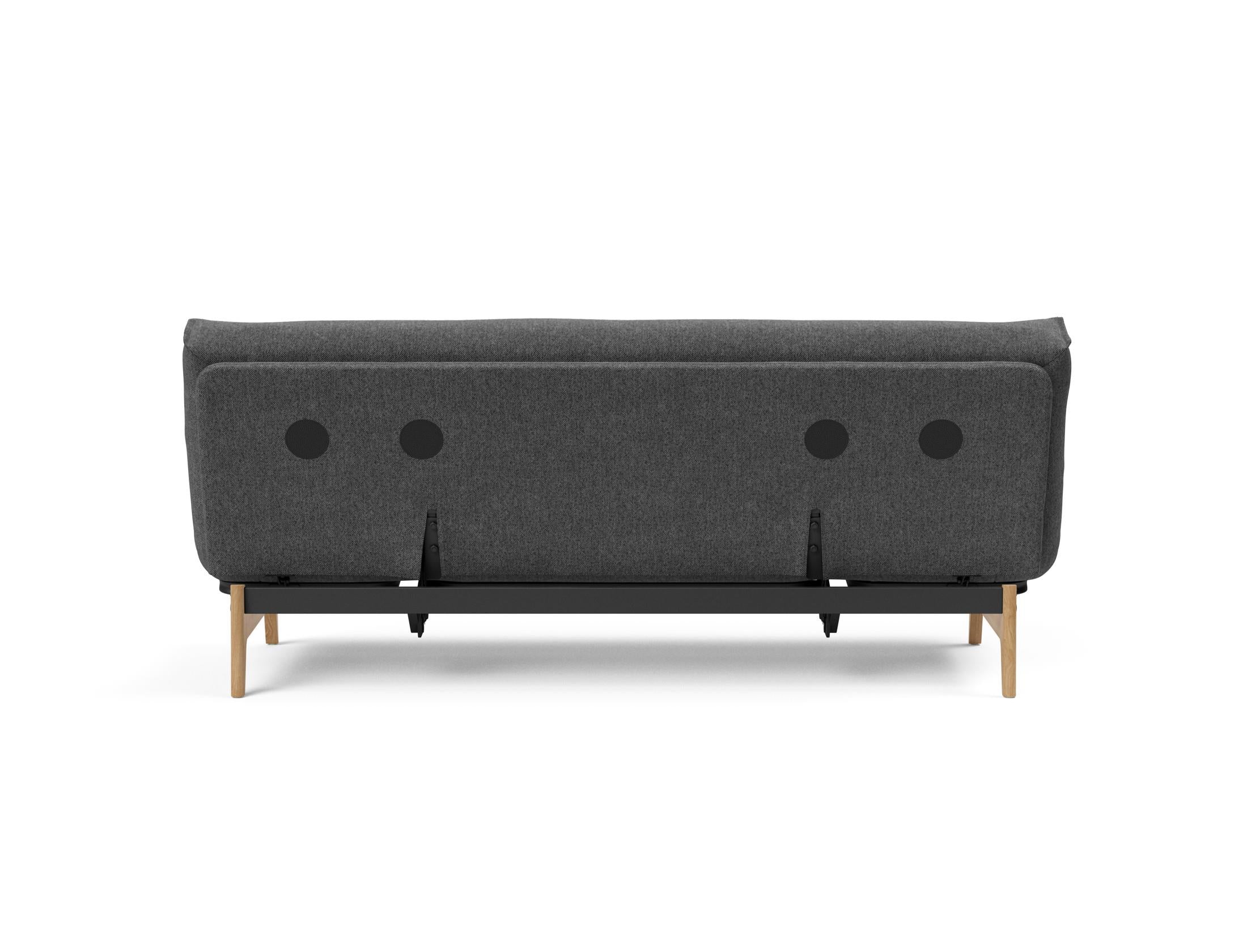 Aslak 120 Bettsofa Nordic: Modernes Design mit Soft Spring Bezug, perfekt für entspannte Abende und stilvolle Einrichtungsideen.