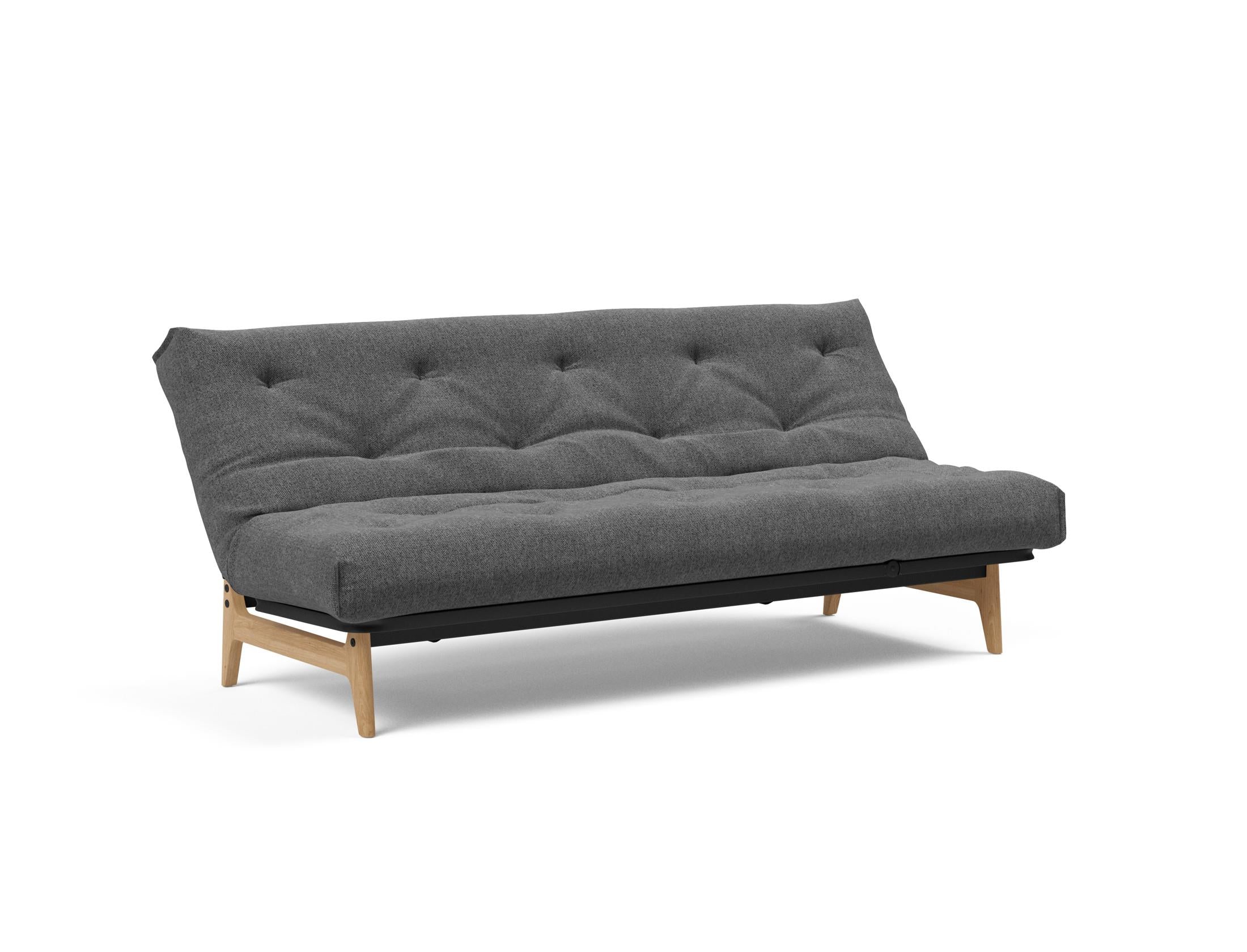 Aslak 120 Bettsofa Nordic: Modernes Design mit Soft Spring Bezug, perfekt für entspannte Abende und stilvolle Einrichtungsideen.
