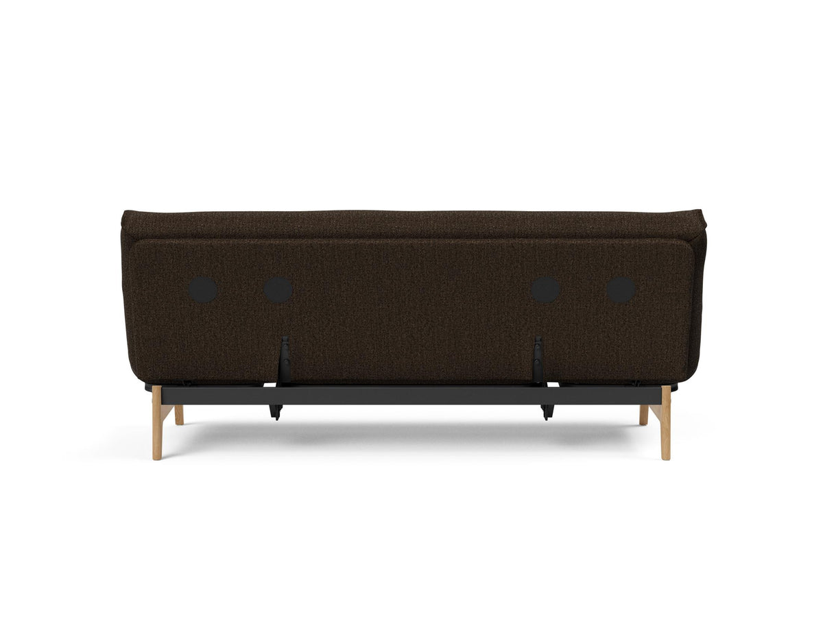 Aslak 120 Bettsofa Nordic mit Gestellbezug Soft Spring in 358 Taura Chocco präsentiert im Onlineshop von KAQTU Design AG. Bettsofa ist von Innovation Living