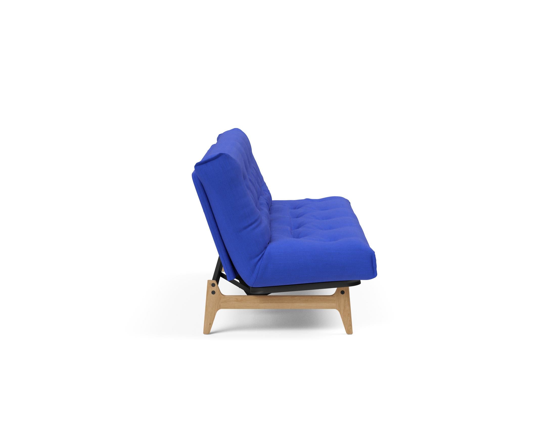 Aslak 120 Bettsofa Nordic: Elegantes Sofa mit Soft Spring Bezug, ideal für gemütliche Nächte und stilvolle Wohnräume.