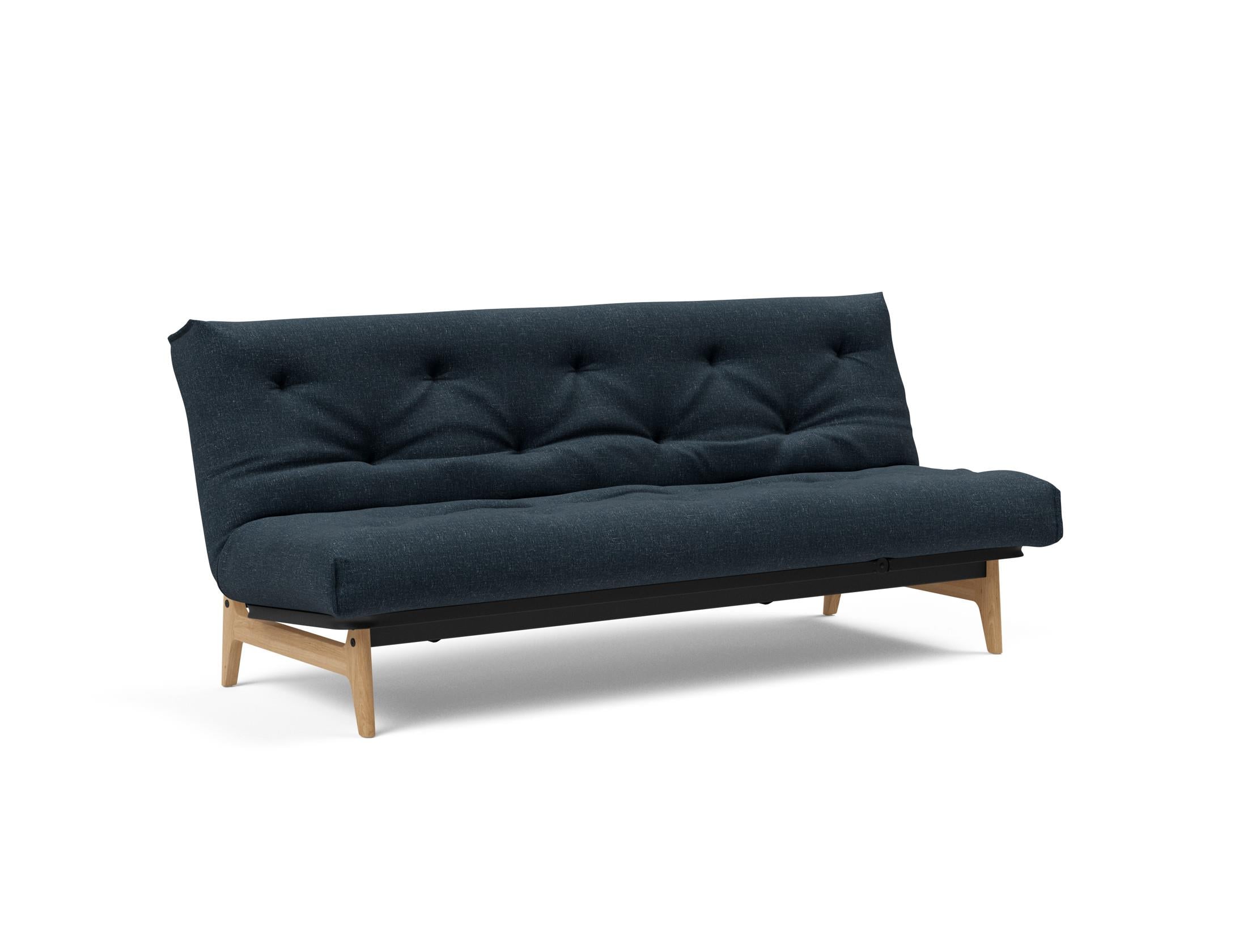 Aslak 120 Bettsofa Nordic: Modernes Design mit Soft Spring Bezug, perfekt für entspannte Abende und stilvolle Einrichtungsideen.