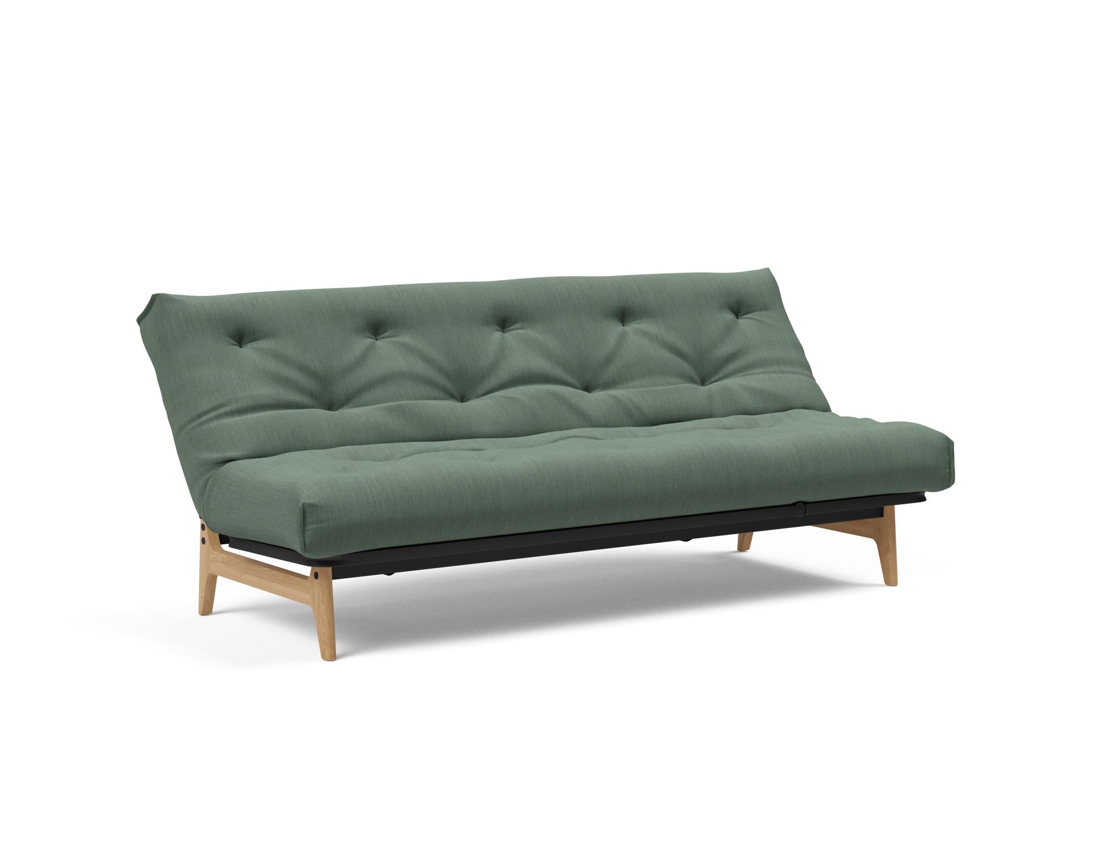 Aslak 120 Bettsofa Nordic: Modernes Design mit Soft Spring Bezug, perfekt für entspannte Abende und stilvolle Einrichtungsideen.