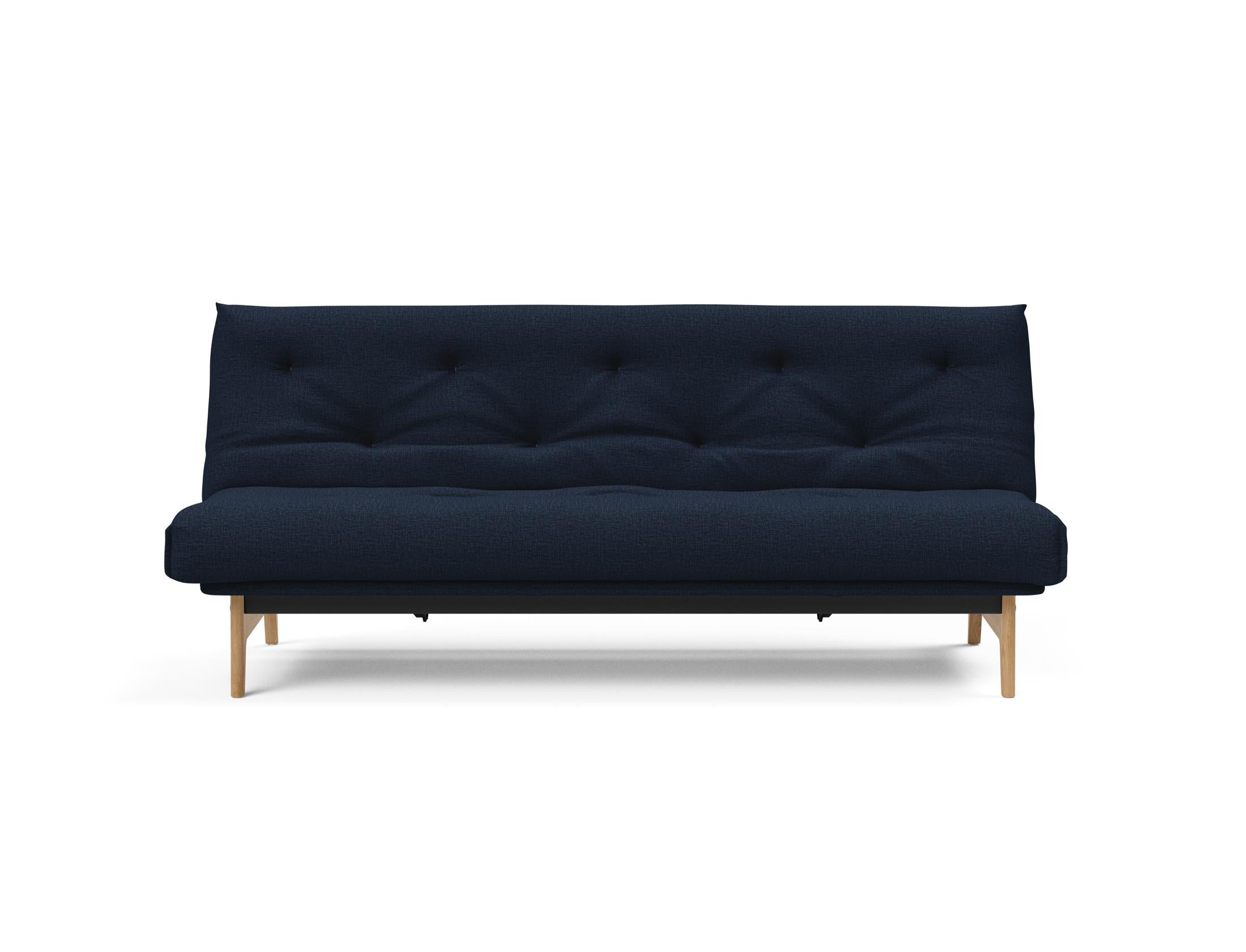 Aslak 120 Bettsofa Nordic: Modernes Design mit Soft Spring Bezug, perfekt für entspannte Abende und stilvolle Einrichtungsideen.