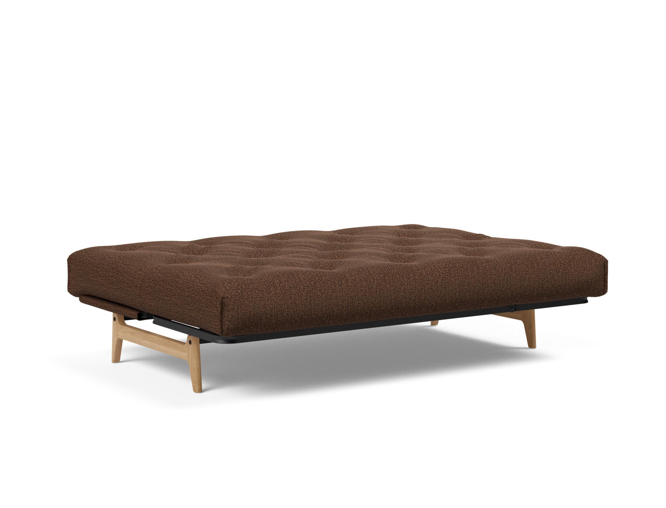 Erleben Sie das Aslak 140 Bettsofa Nordic Soft Spring: skandinavisches Design, individuelle Matratzenoptionen und erstklassiger Komfort für Ihr Zuhause.