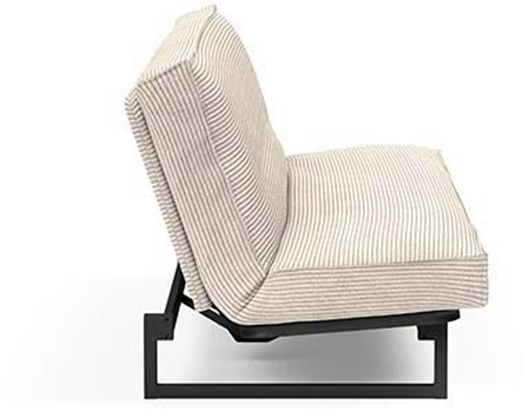 Erleben Sie das Fraction 120 Bettsofa Sharp Plus Cover von Innovation Living – modern, funktional und ideal für kleine Räume.