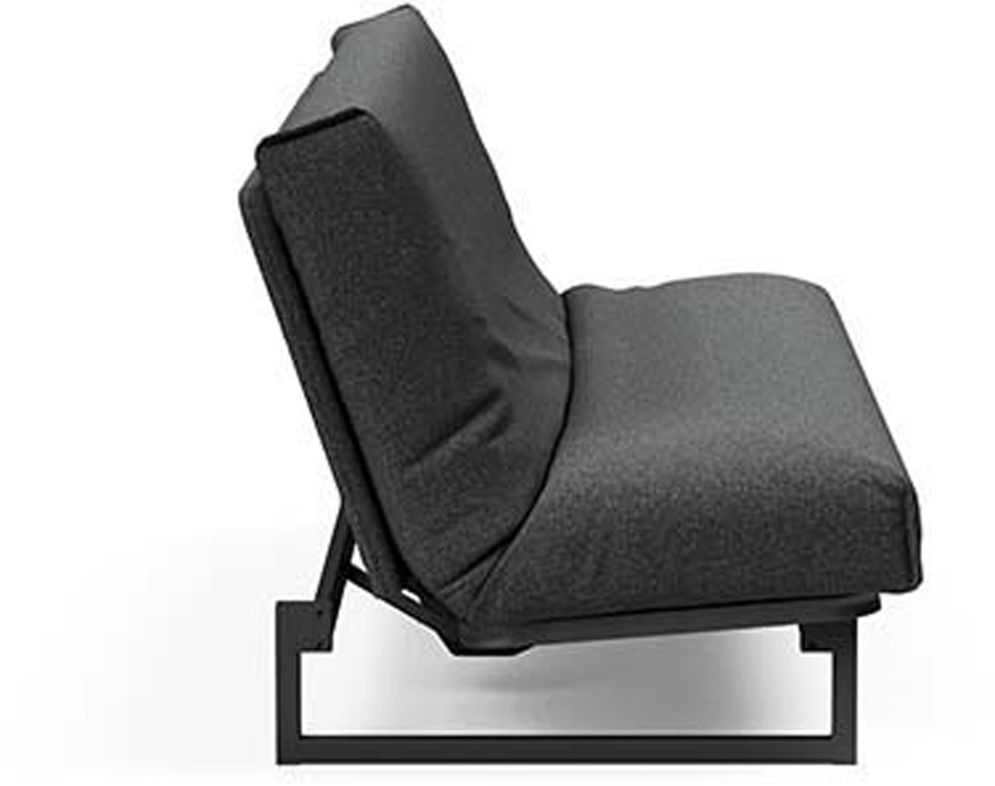 Entdecken Sie das Fraction 120 Bettsofa Nordic Cover von Innovation Living: stilvolles, funktionales Design und eine bequeme Soft Spring-Matratze für jeden Raum.