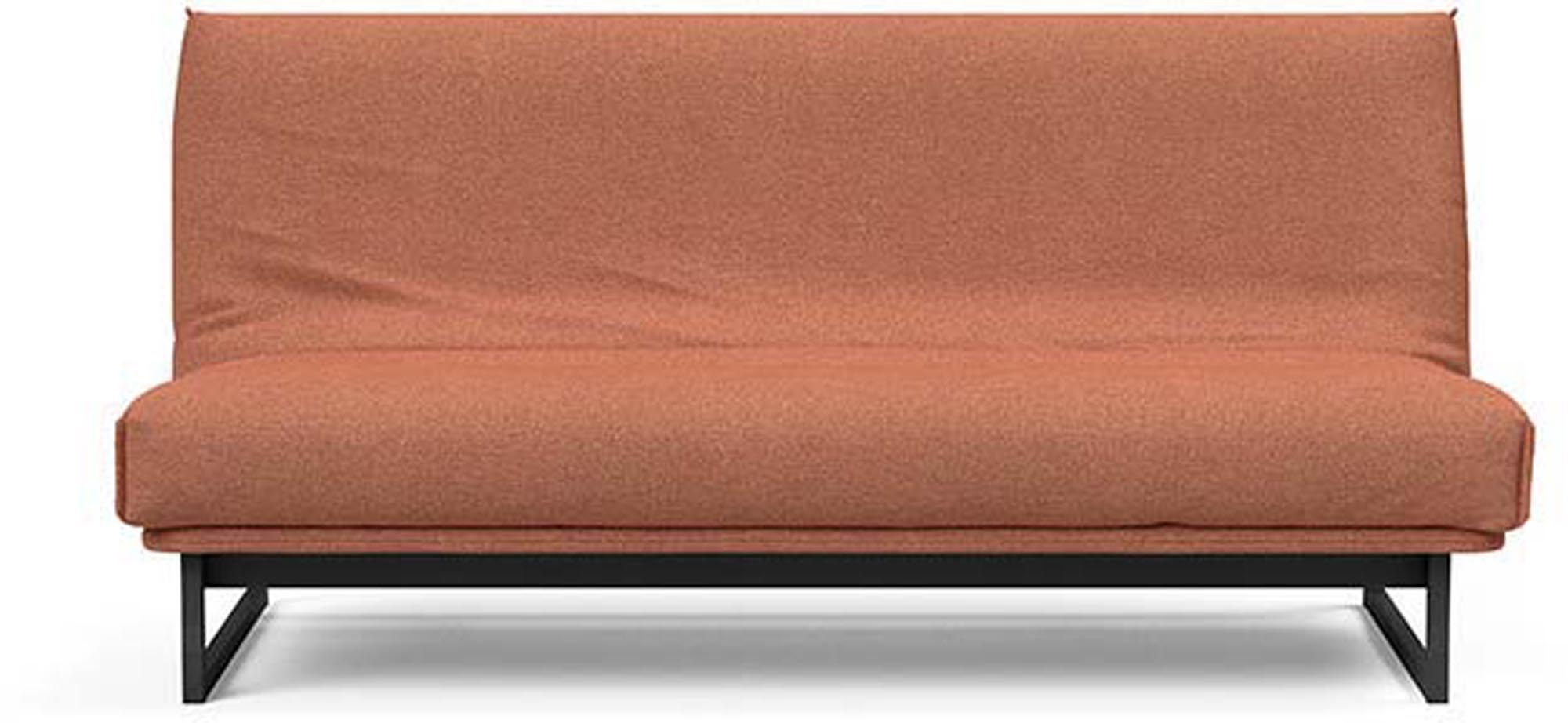 Entdecken Sie das Fraction 140 Bettsofa mit Nordic Cover von Innovation Living: stilvolles Design, komfortable Soft Spring-Matratze, ideal für kompakte Wohnräume.
