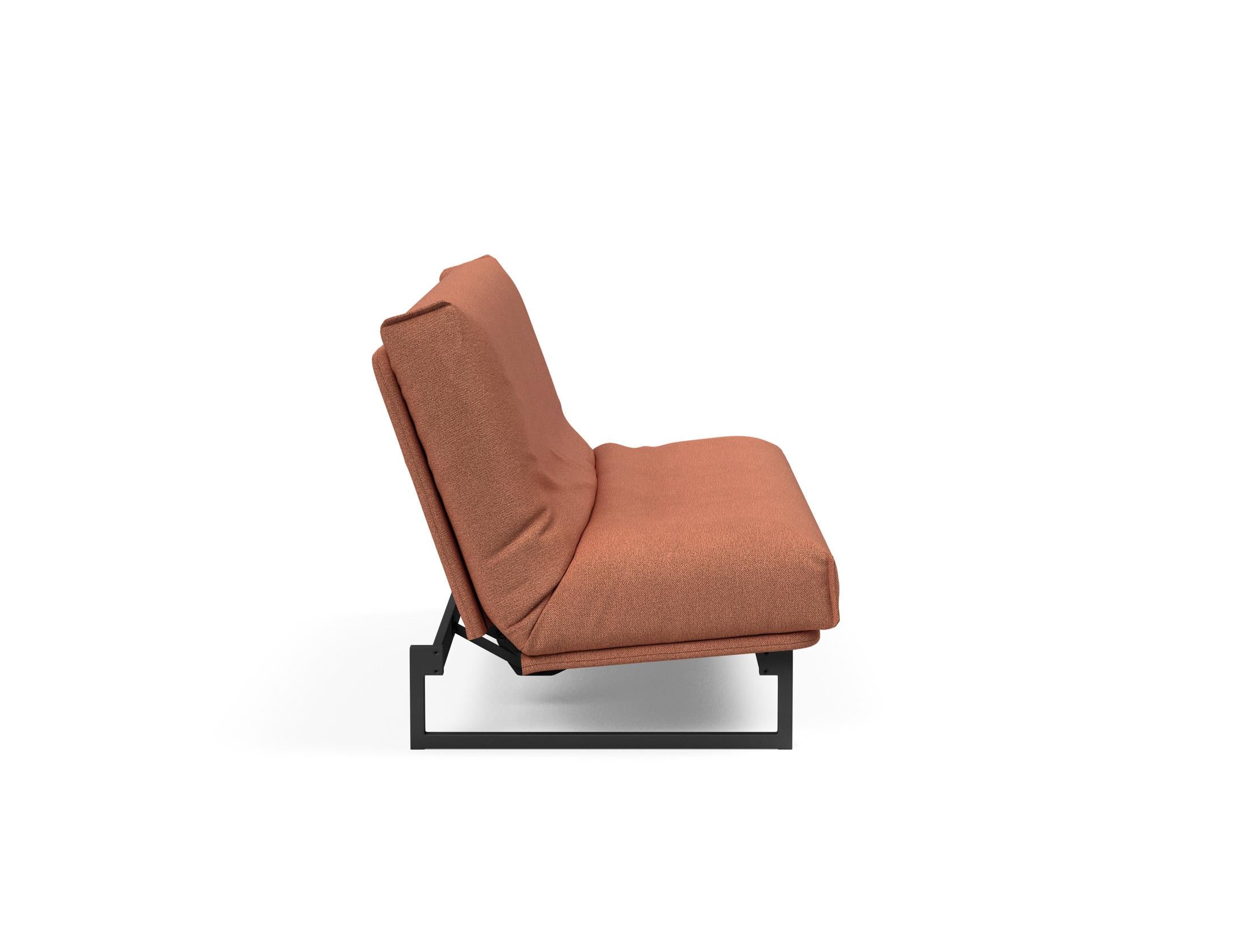 Fraction 140 Bettsofa Nordic Cover: Elegantes Schlafsofa mit komfortabler Soft Spring Federung, ideal für stilvolle Wohnräume und entspannte Nächte.