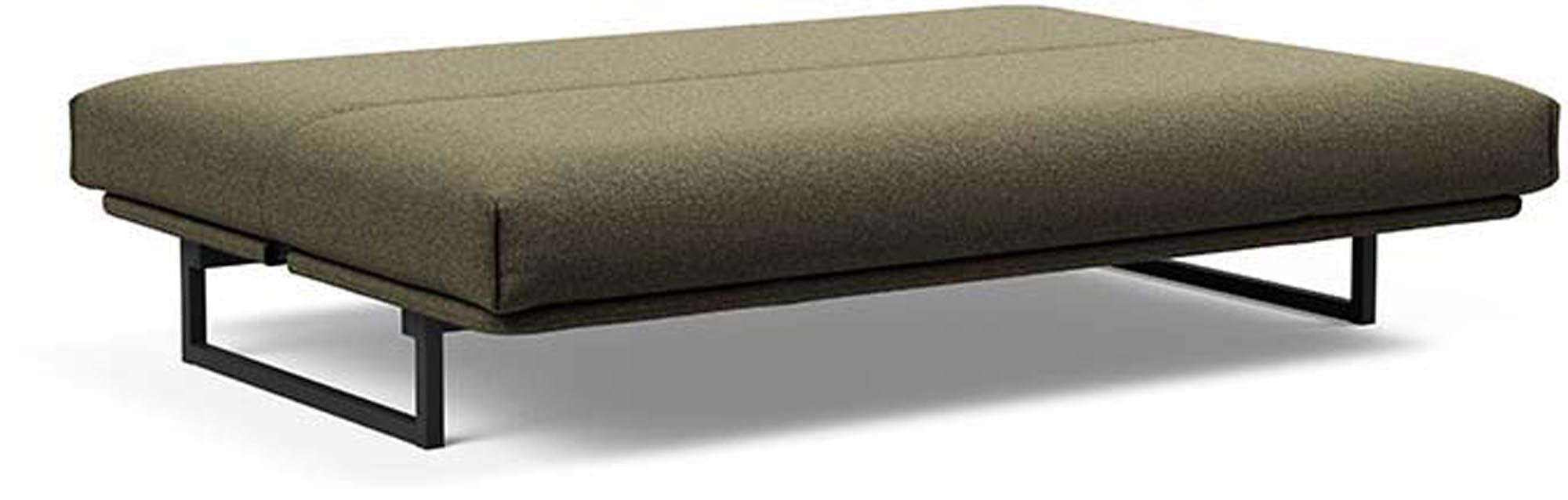 Erleben Sie das Fraction 140 Bettsofa mit Nordic Cover von Innovation Living: modernes Design, bequeme Soft Spring-Matratze, perfekt für kleine Räume.