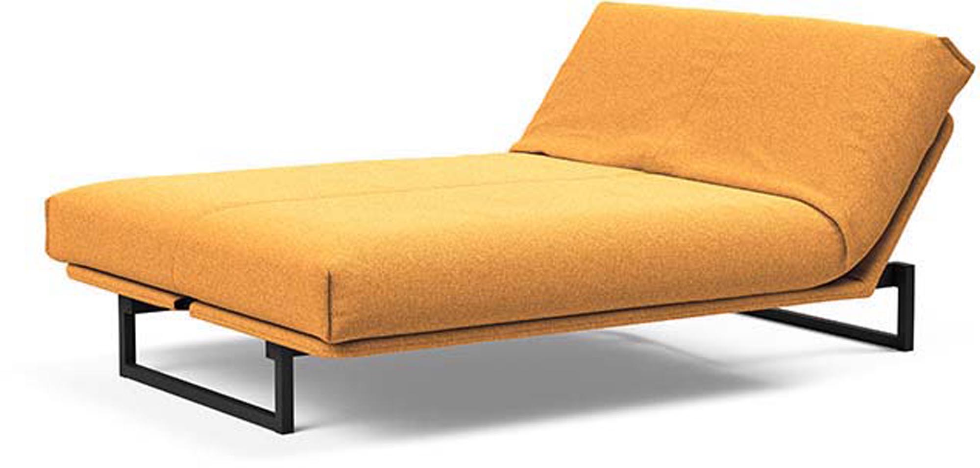 Entdecken Sie das Fraction 140 Bettsofa mit Nordic Cover von Innovation Living: stilvolles Design, komfortable Soft Spring-Matratze, ideal für kompakte Wohnräume.