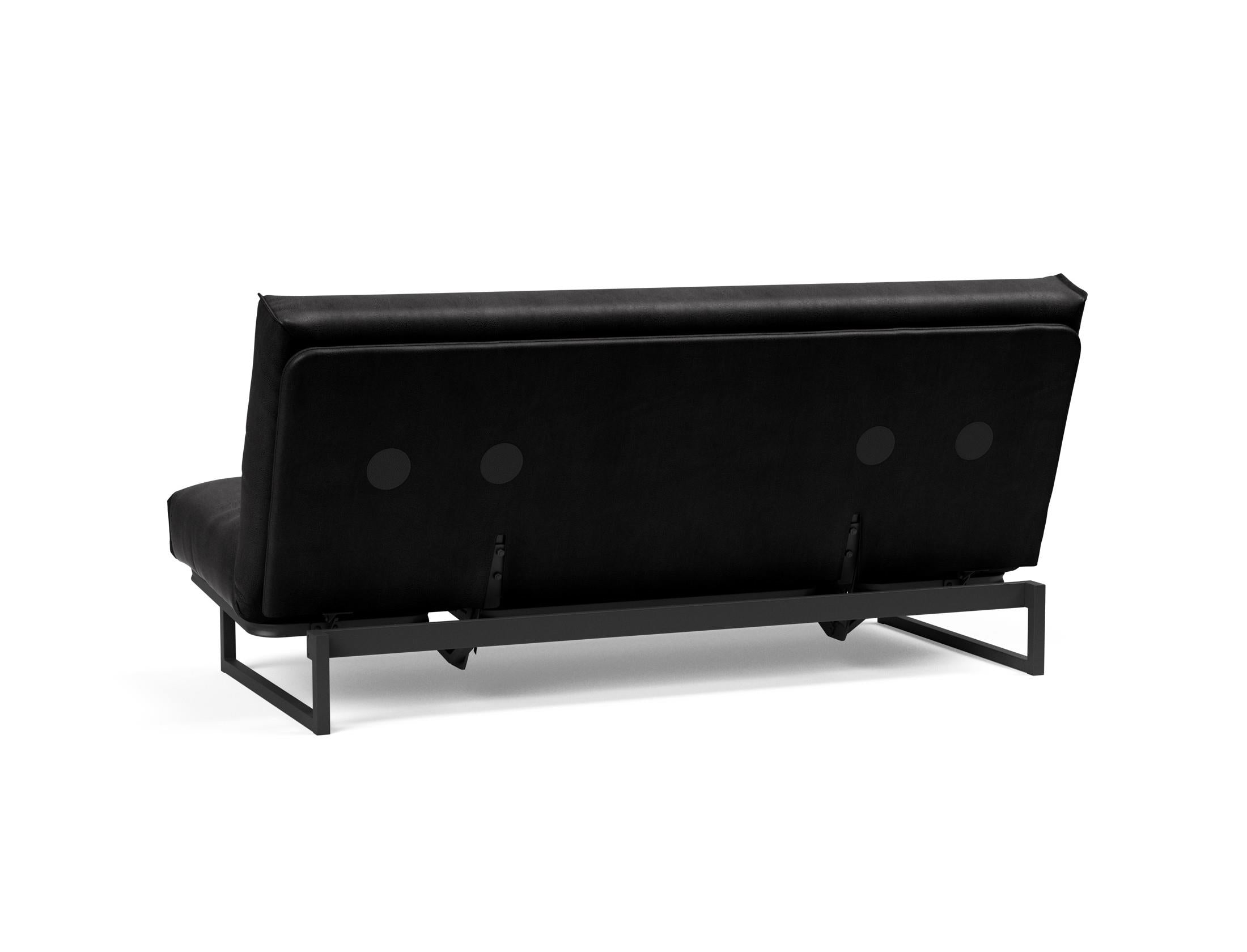 Entdecken Sie das Fraction 140 Bettsofa mit Nordic Cover von Innovation Living: stilvolles Design, komfortable Soft Spring-Matratze, ideal für kompakte Wohnräume.