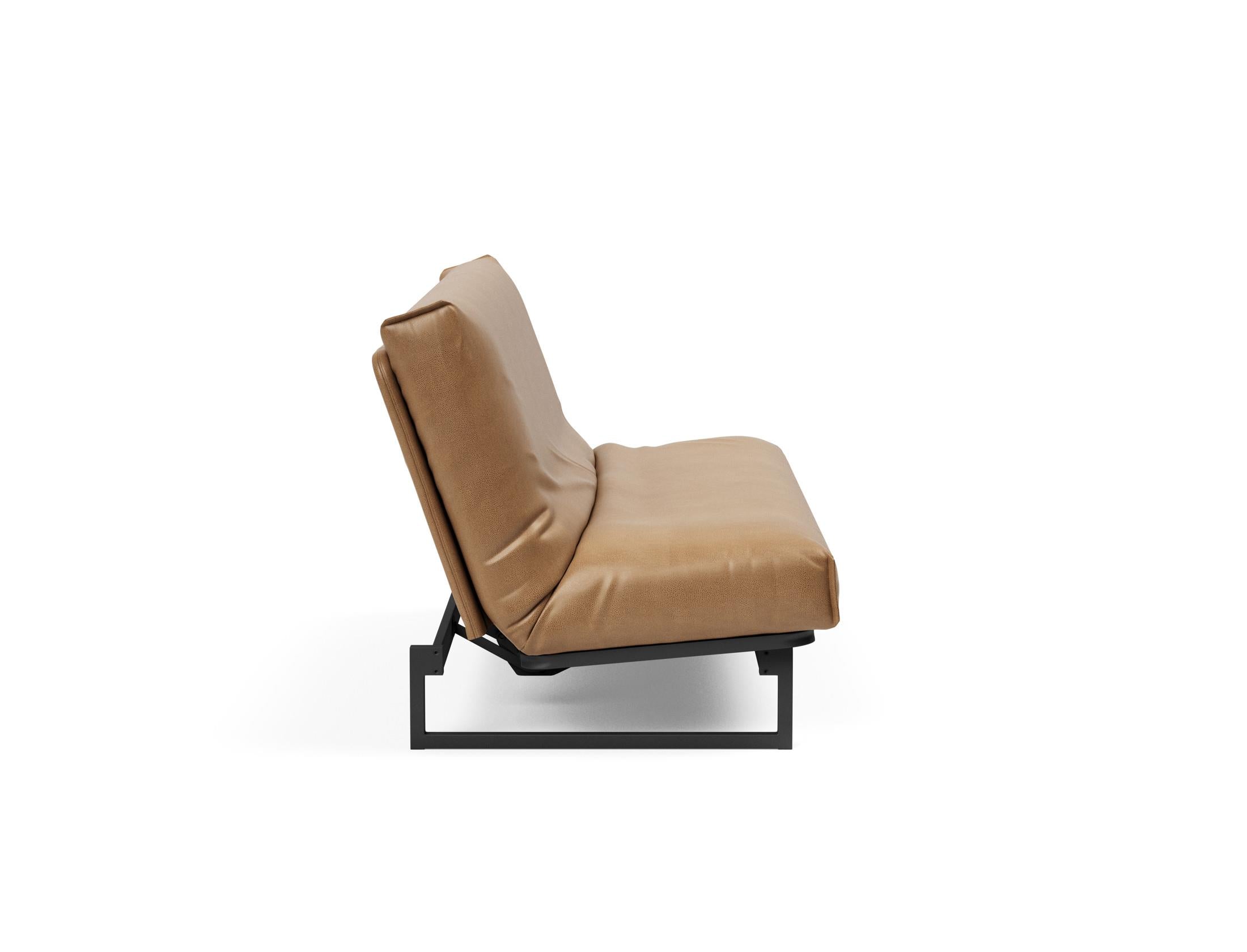 Entdecken Sie das Fraction 140 Bettsofa mit Nordic Cover von Innovation Living: stilvolles Design, komfortable Soft Spring-Matratze, ideal für kompakte Wohnräume.