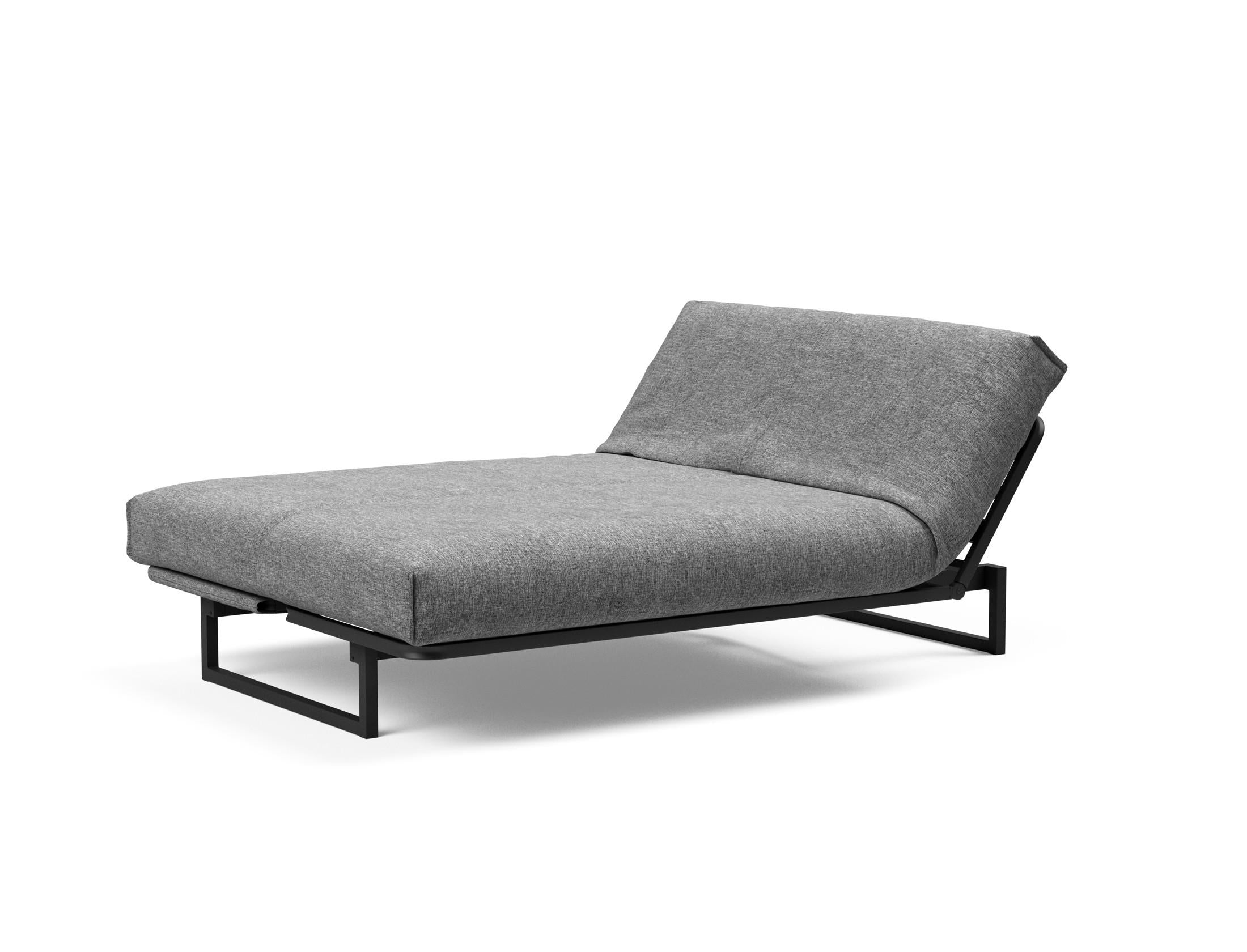 Entdecken Sie das Fraction 140 Bettsofa mit Nordic Cover von Innovation Living: stilvolles Design, komfortable Soft Spring-Matratze, ideal für kompakte Wohnräume.