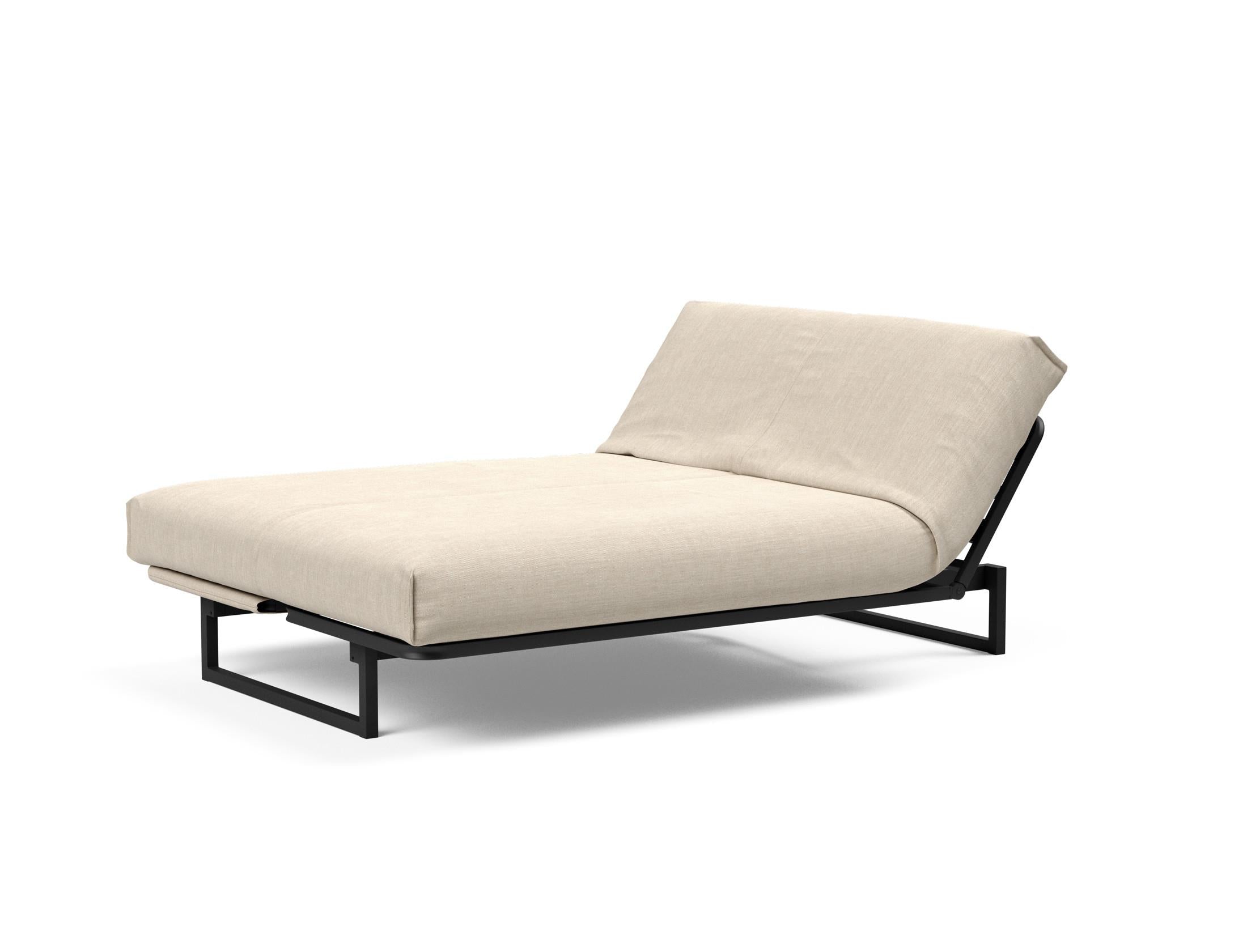 Entdecken Sie das Fraction 140 Bettsofa mit Nordic Cover von Innovation Living: stilvolles Design, komfortable Soft Spring-Matratze, ideal für kompakte Wohnräume.