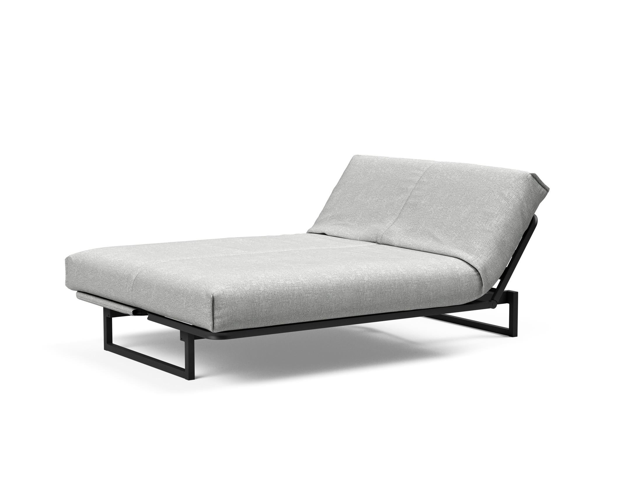 Entdecken Sie das Fraction 140 Bettsofa mit Nordic Cover von Innovation Living: stilvolles Design, komfortable Soft Spring-Matratze, ideal für kompakte Wohnräume.