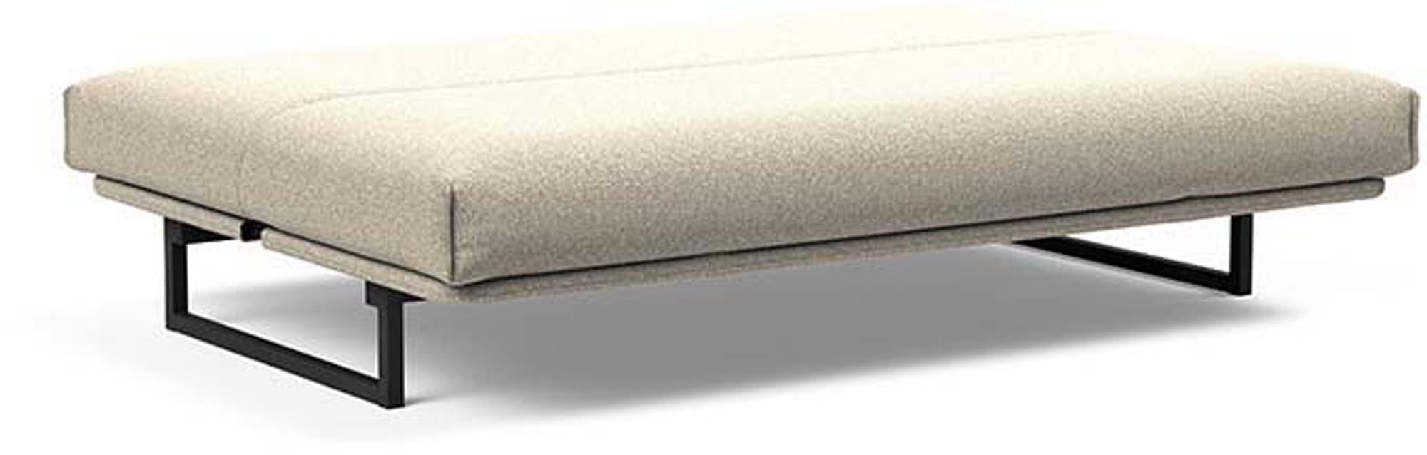 Erleben Sie das Fraction 140 Bettsofa Nordic Cover von Innovation Living – eine perfekte Kombination aus modernem Stil und praktischer Vielseitigkeit für jeden Raum.