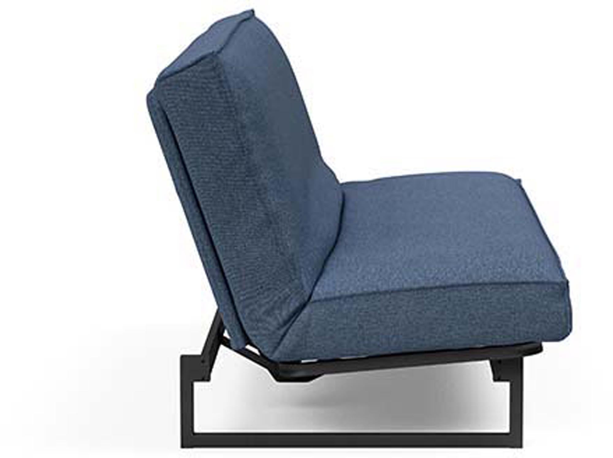 Entdecken Sie das Fraction 140 Bettsofa Sharp Plus Cover von Innovation Living – stilvoll, platzsparend und ideal für vielseitige Wohnkonzepte.