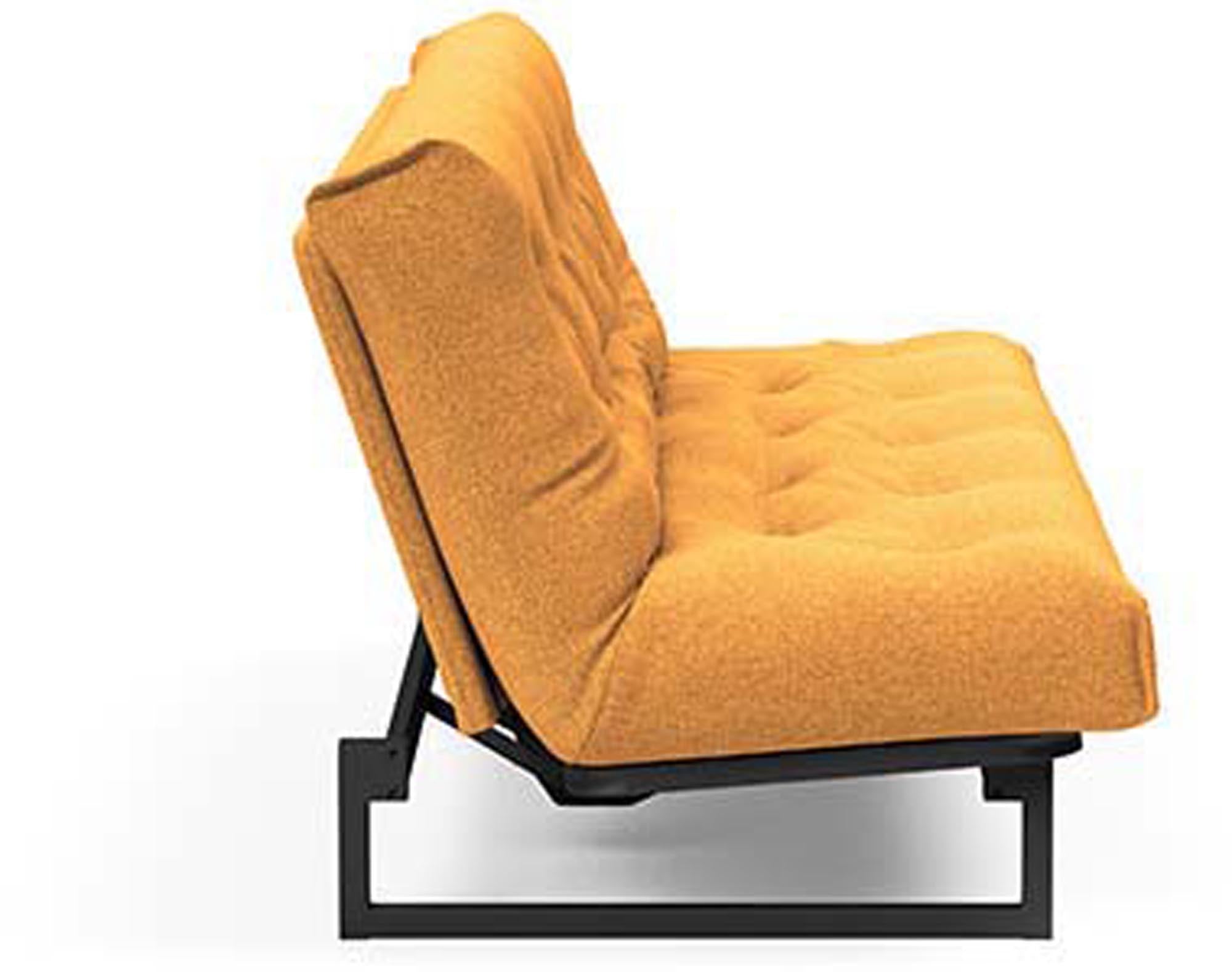Entdecken Sie das Fraction 120 Bettsofa Nordic Spring von Innovation Living – stilvolles skandinavisches Design, ideal für kompakte Wohnräume und gemütliche Nächte.