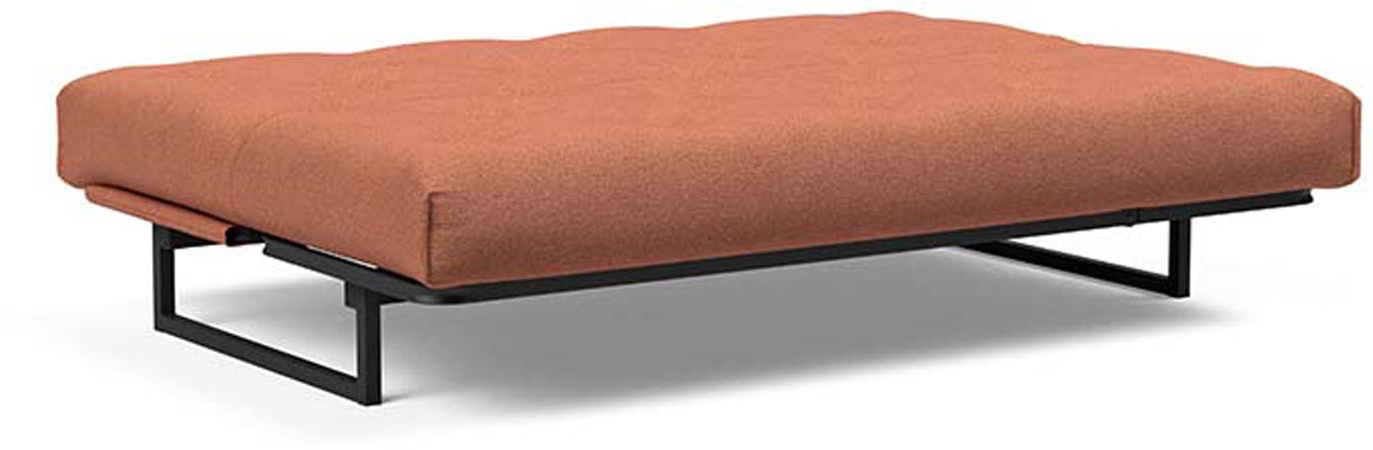 Erleben Sie das Fraction 140 Bettsofa Nordic Spring von Innovation Living: modernes skandinavisches Design, ideal für platzsparende Lösungen und Übernachtungen.
