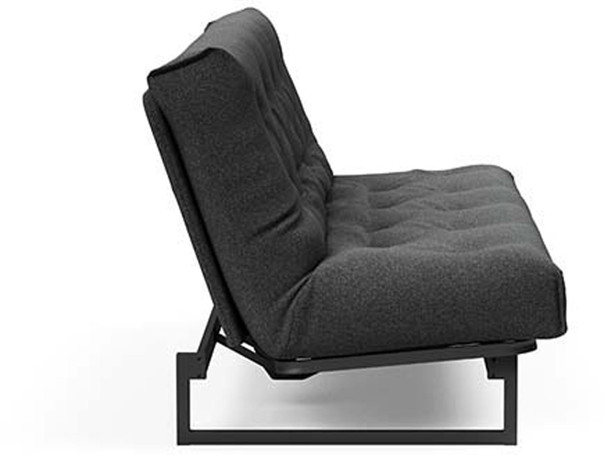 Entdecken Sie das Fraction 140 Bettsofa Nordic Spring von Innovation Living: stilvolles skandinavisches Design, perfekt für kleine Räume und Gästeübernachtungen.