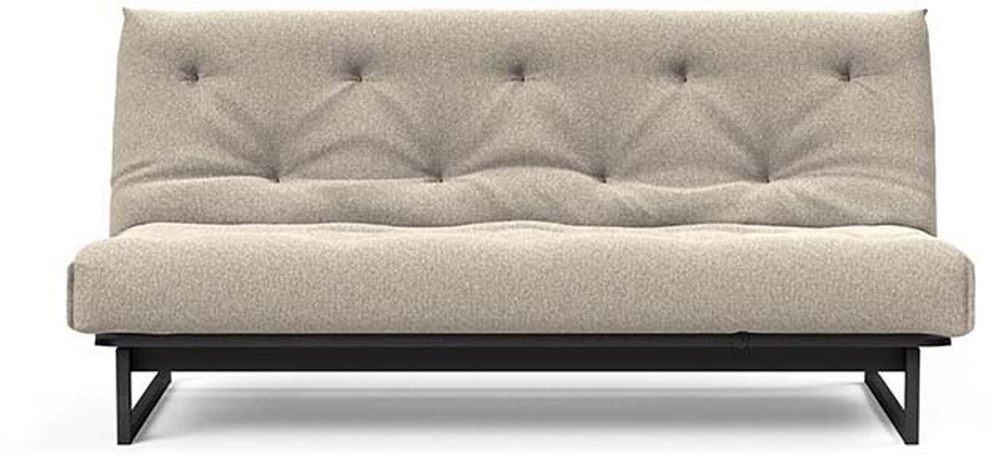 Entdecken Sie das Fraction 140 Bettsofa Nordic von Innovation Living – stilvolles skandinavisches Design vereint mit optimalem Schlafkomfort und Vielseitigkeit.