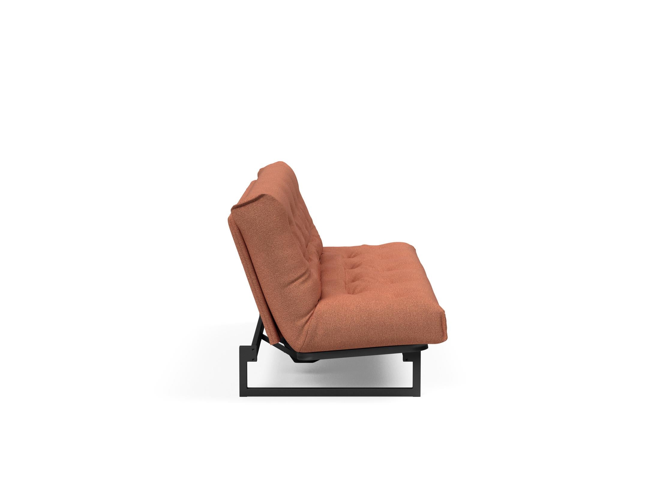 Fraction 120 Bettsofa Nordic Soft Spring: stilvolles skandinavisches Sofa, perfekt für kleine Wohnungen, vereint Komfort und Funktionalität für entspannte Nächte.
