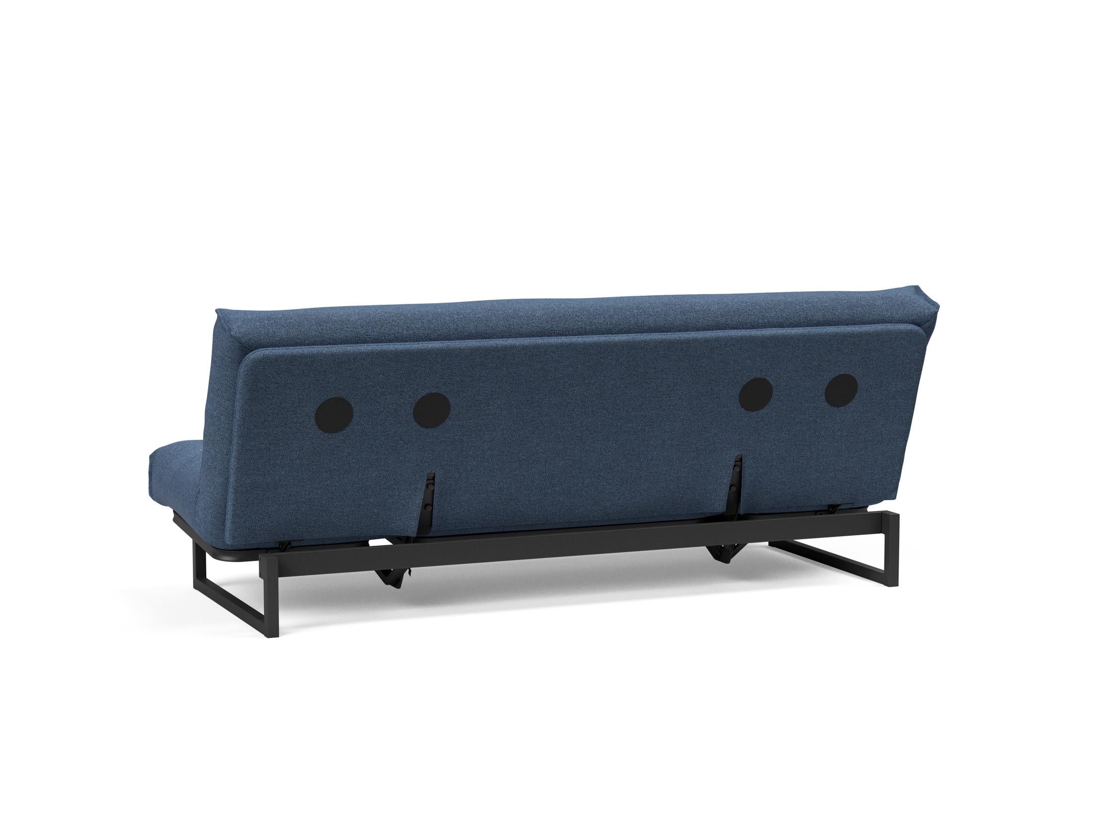 Fraction 120 Bettsofa Nordic Soft Spring: modernes skandinavisches Design, ideal für kompakte Räume, bietet hohen Sitzkomfort und eine praktische Schlafgelegenheit.