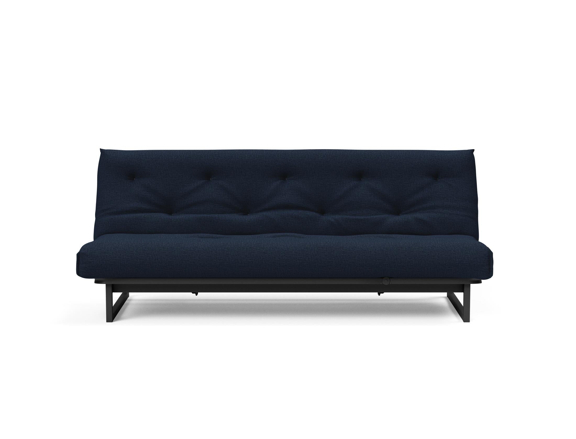 Fraction 120 Bettsofa Nordic Soft Spring: modernes skandinavisches Design, ideal für kompakte Räume, bietet hohen Sitzkomfort und eine praktische Schlafgelegenheit.