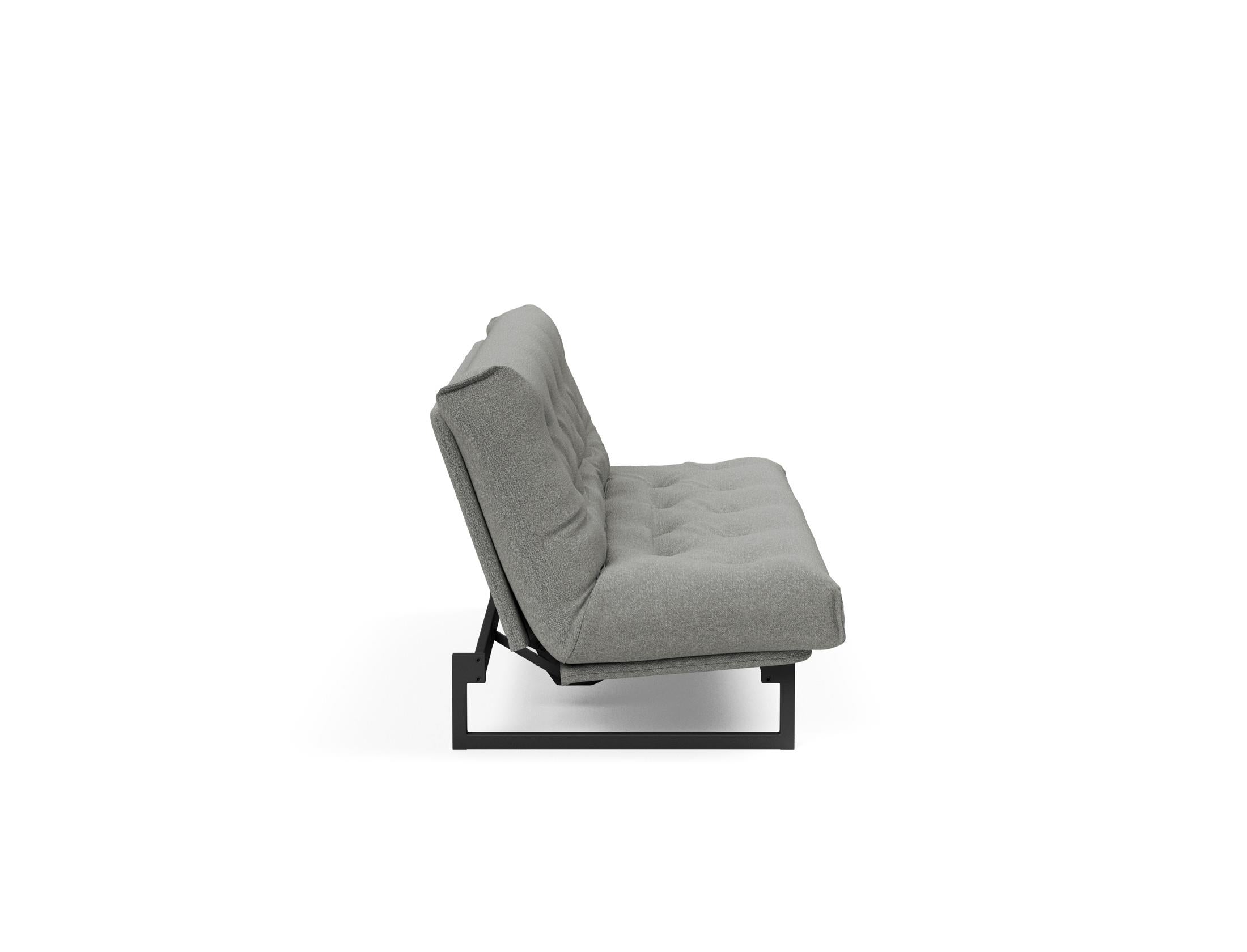 Fraction 120 Bettsofa Nordic: Elegantes Schlafsofa mit hochwertigem Soft Spring Bezug, perfekt für entspannte Nächte und modernes Wohndesign.