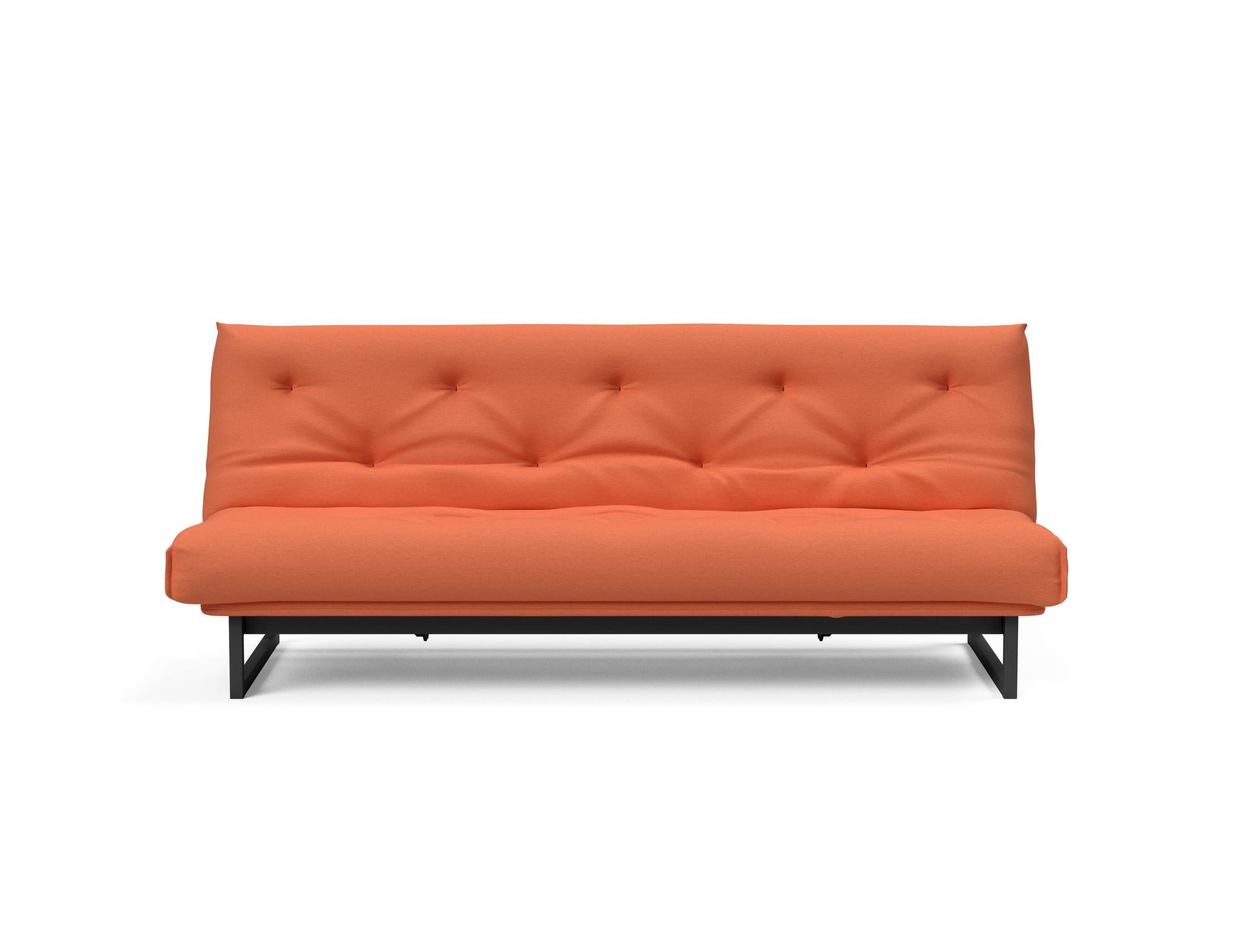 Fraction 120 Bettsofa Nordic: Elegantes Schlafsofa mit hochwertigem Soft Spring Bezug, perfekt für entspannte Nächte und modernes Wohndesign.