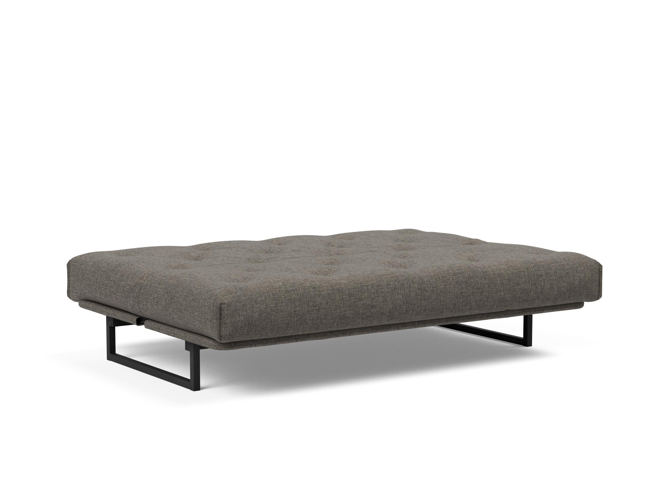 Fraction 140 Bettsofa Nordic: Elegantes Design mit Soft Spring Bezug. Perfekt für gemütliche Abende und als praktische Schlafgelegenheit.