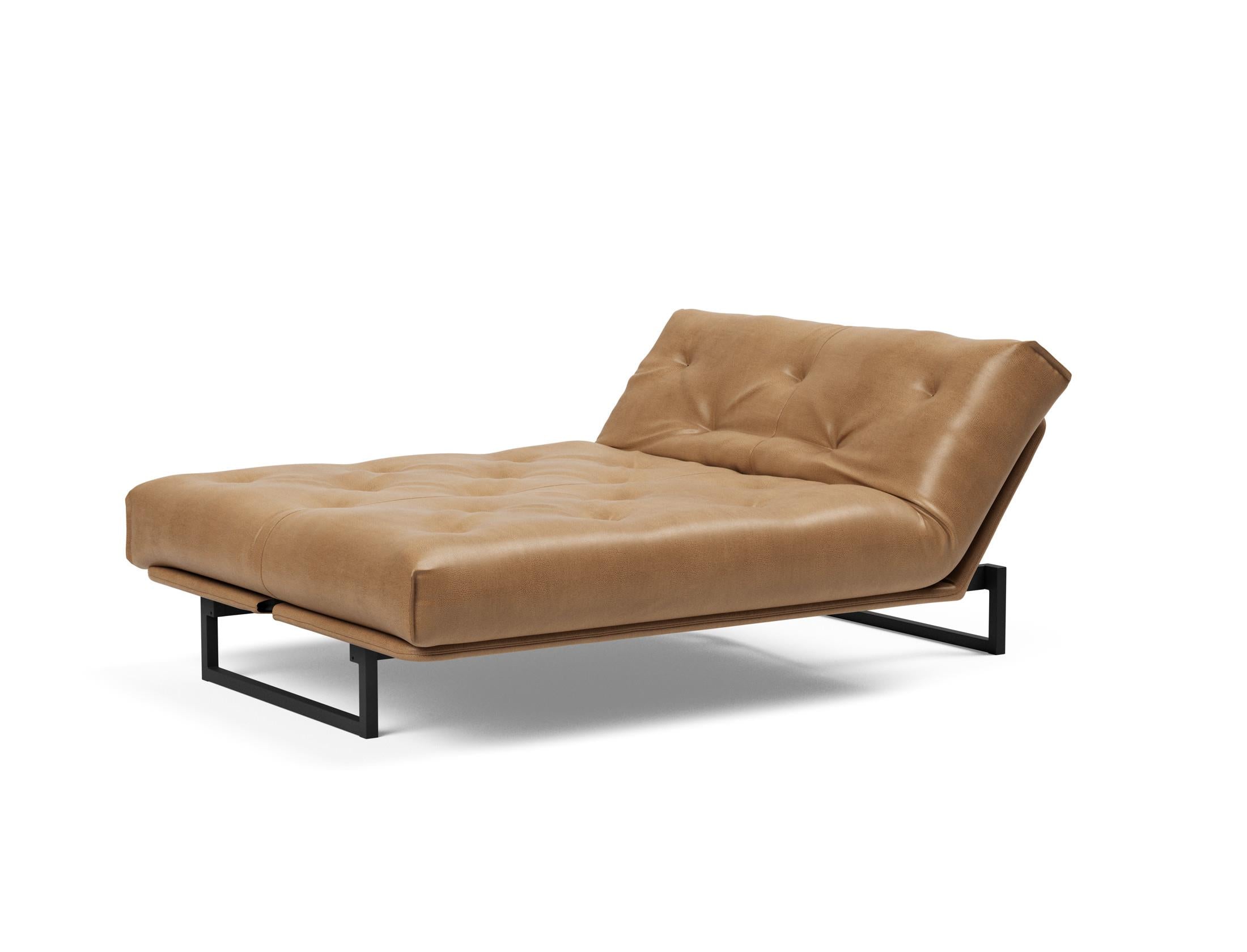 Fraction 140 Bettsofa Nordic: Stilvolles Sofa mit Soft Spring Bezug. Ideal für entspannte Stunden und als komfortable Schlaflösung.