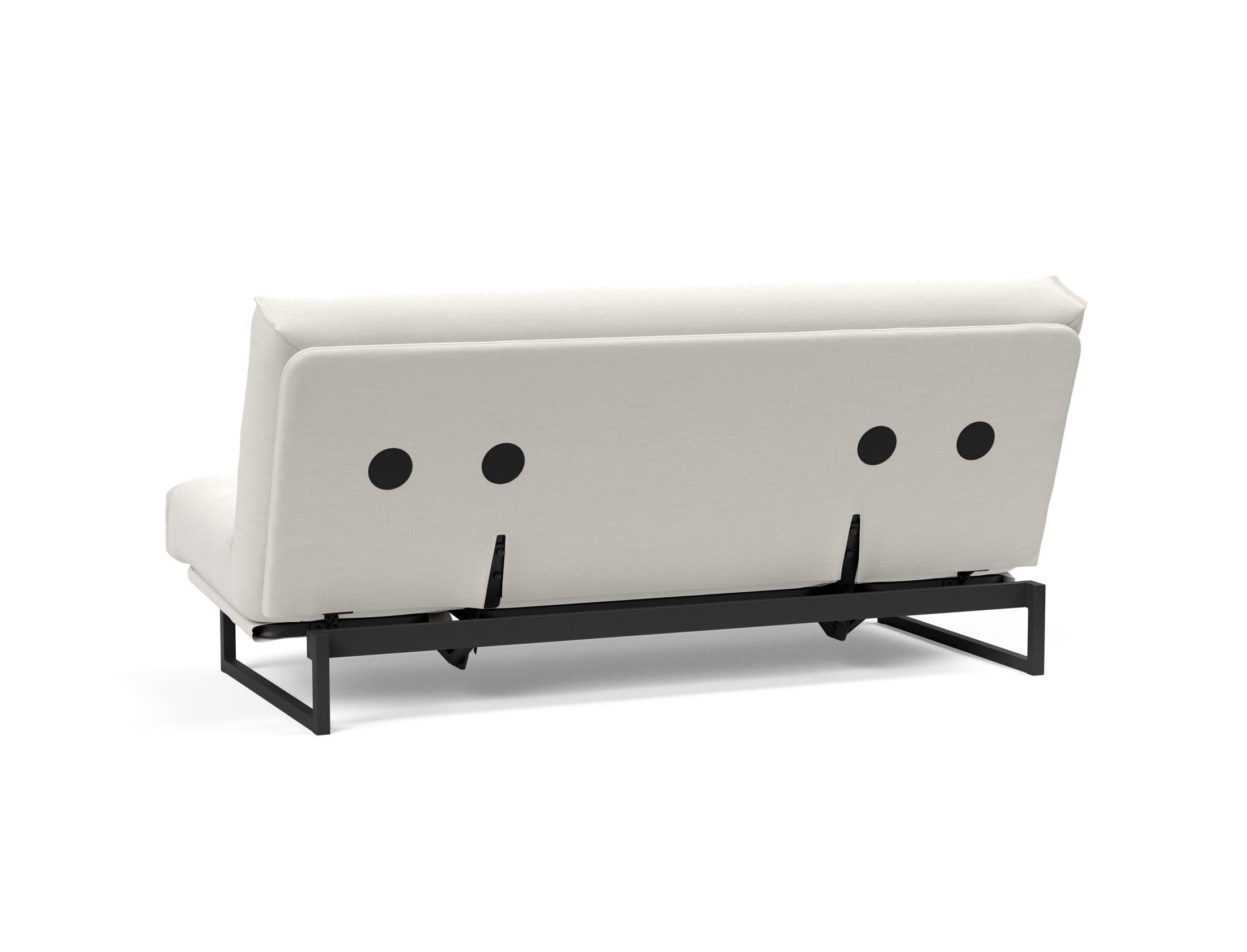 Fraction 140 Bettsofa Nordic: Elegantes Design mit Soft Spring Bezug. Perfekt für gemütliche Abende und als praktische Schlafgelegenheit.